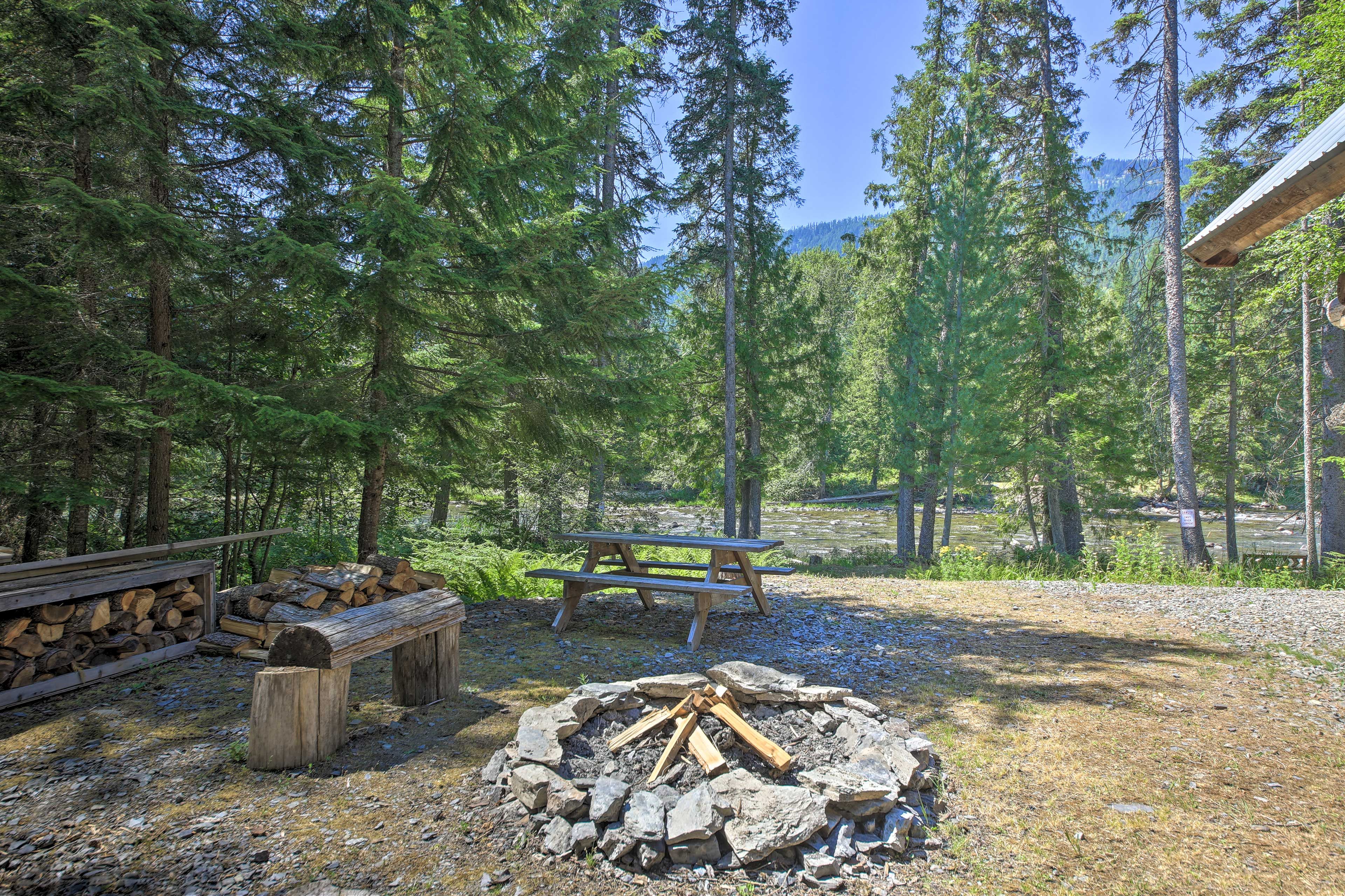Yard | Fire Pit