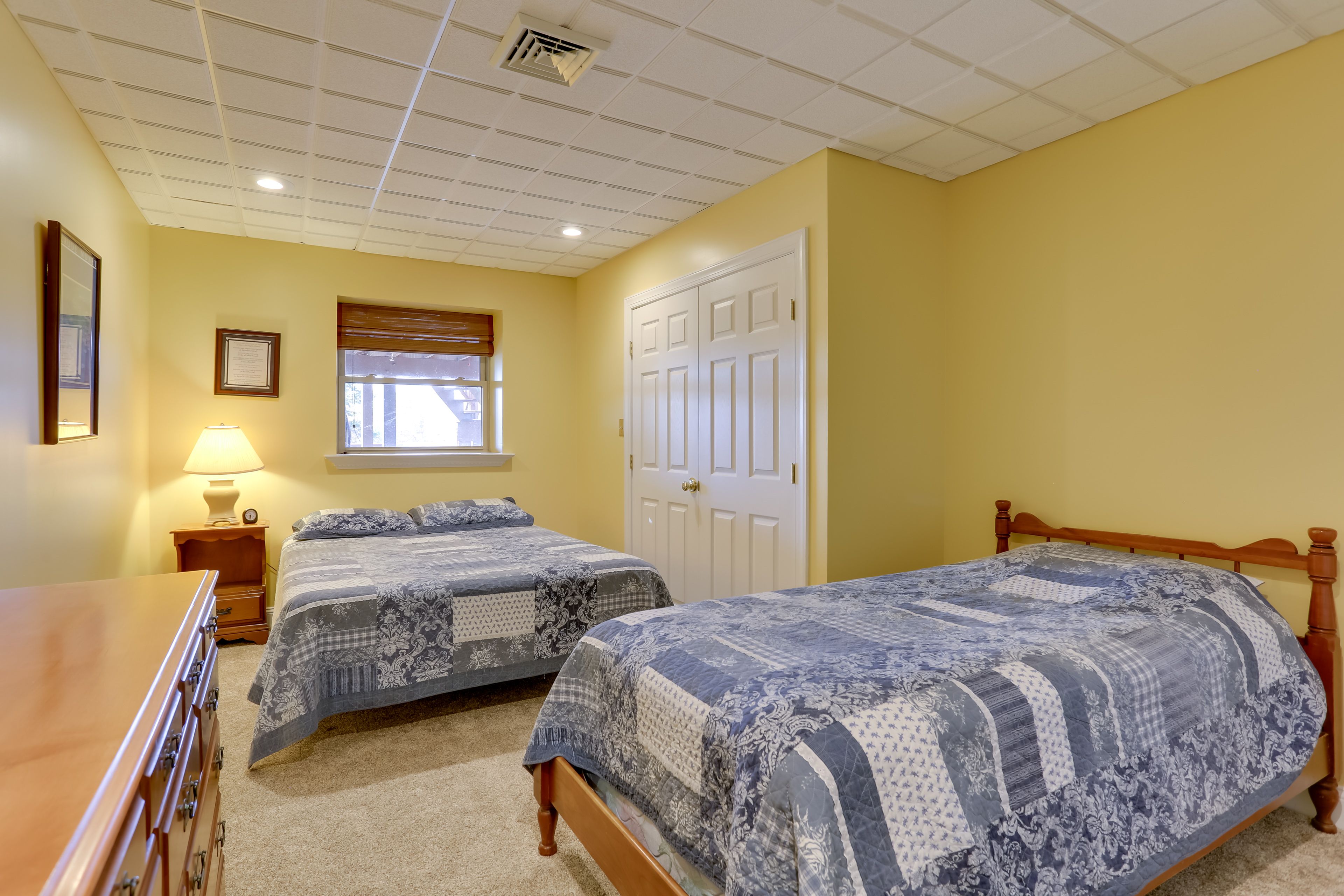 Bedroom 4 | Queen Bed | Twin Bed