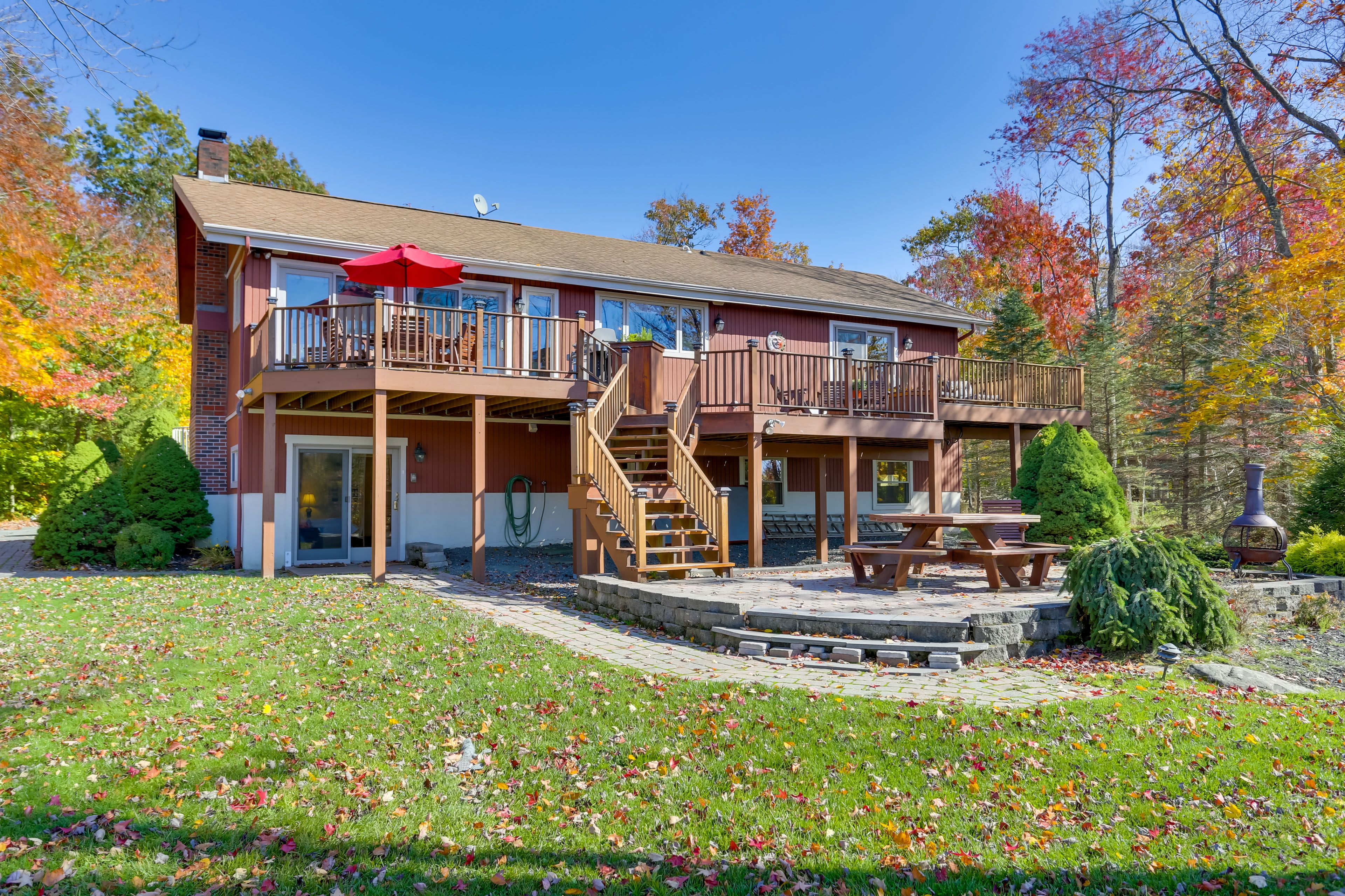 Pocono Lake Vacation Rental | 5BR | 3BA | Stairs Required | 3,400 Sq Ft