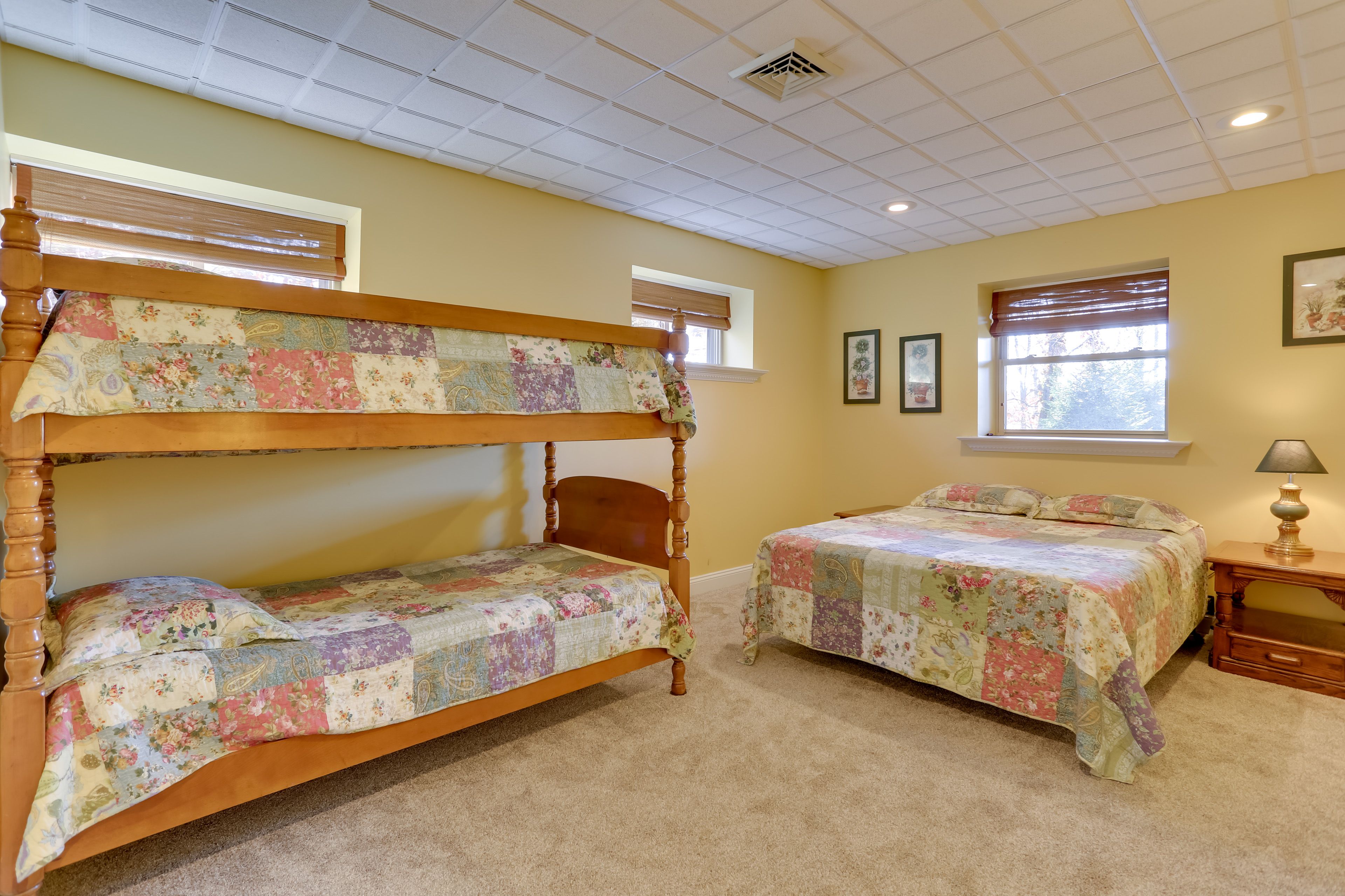 Bedroom 2 | Queen Bed | Twin Bunk Bed
