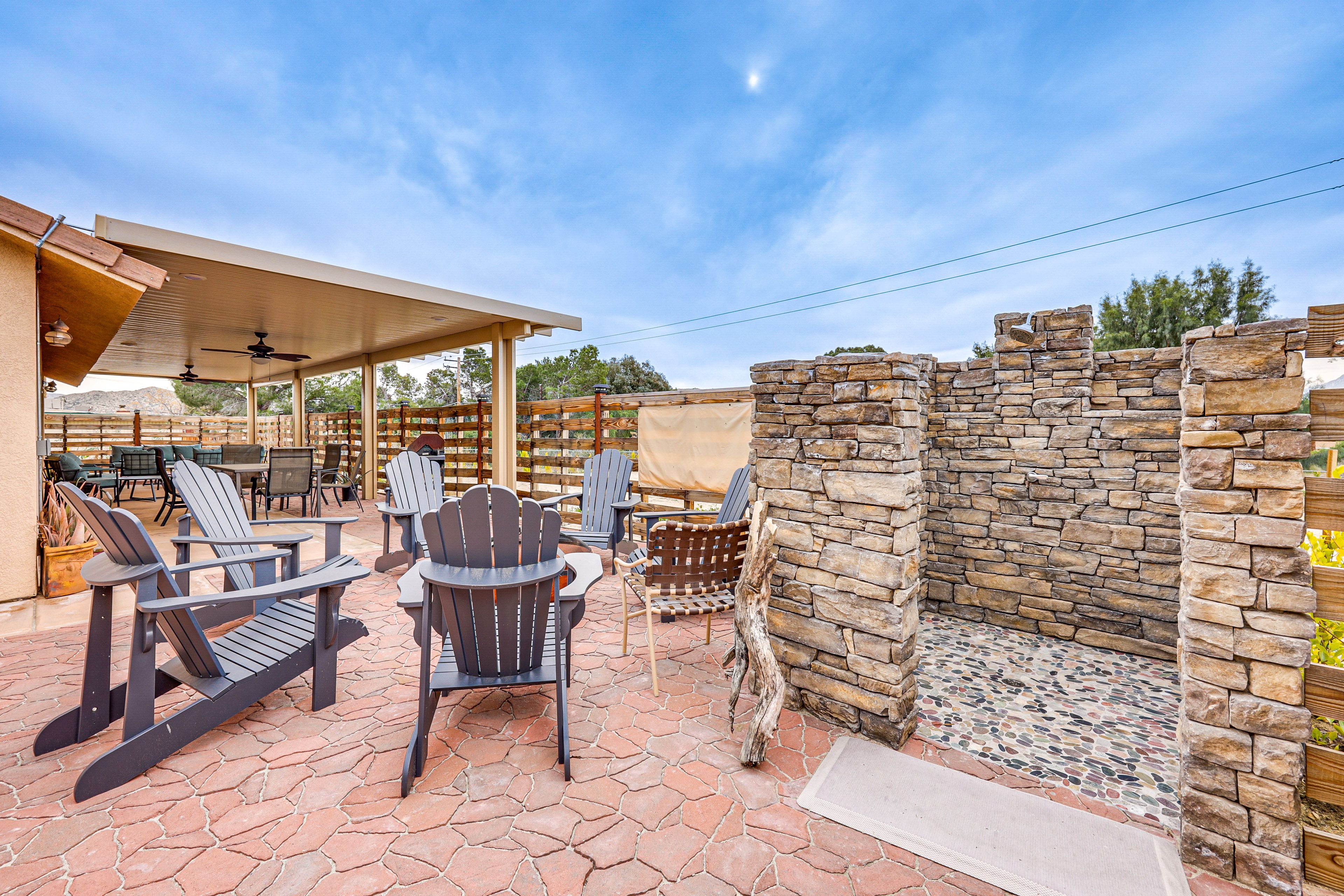 Patio | Fire Pit