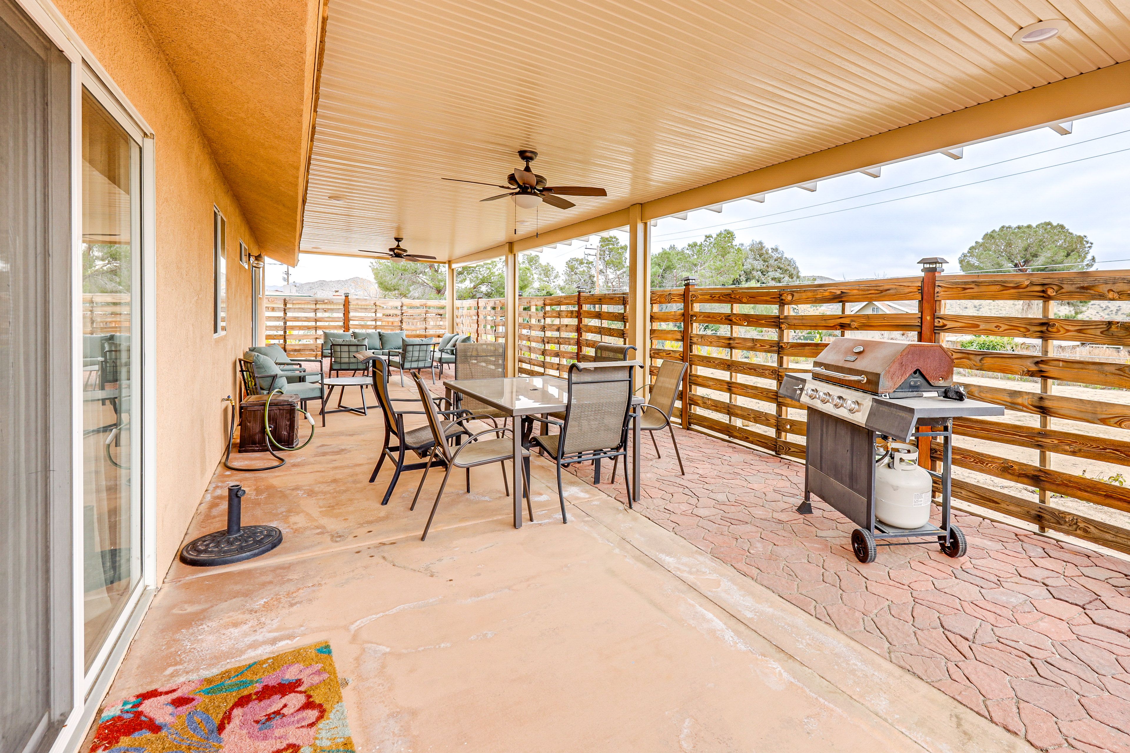 Covered Patio | Outdoor Dining Area | Gas Grill