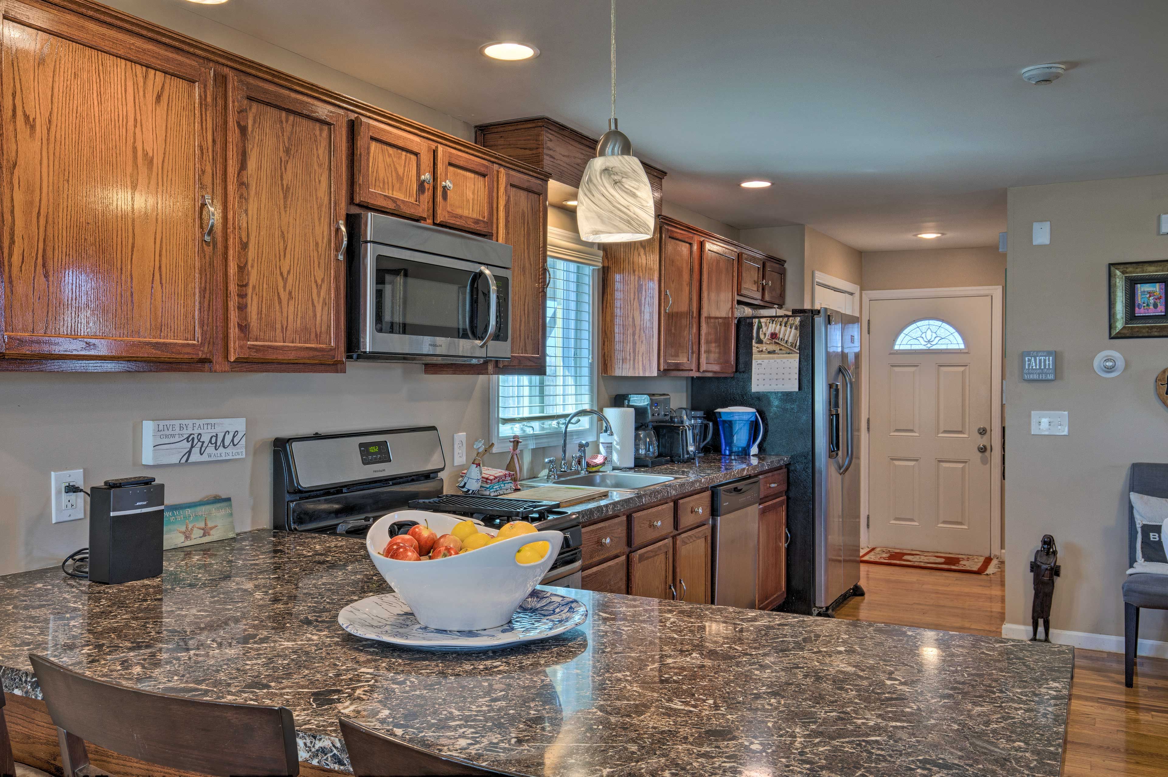 Kitchen | Cooking Basics | Drip Coffee Maker | Breakfast Bar Seating