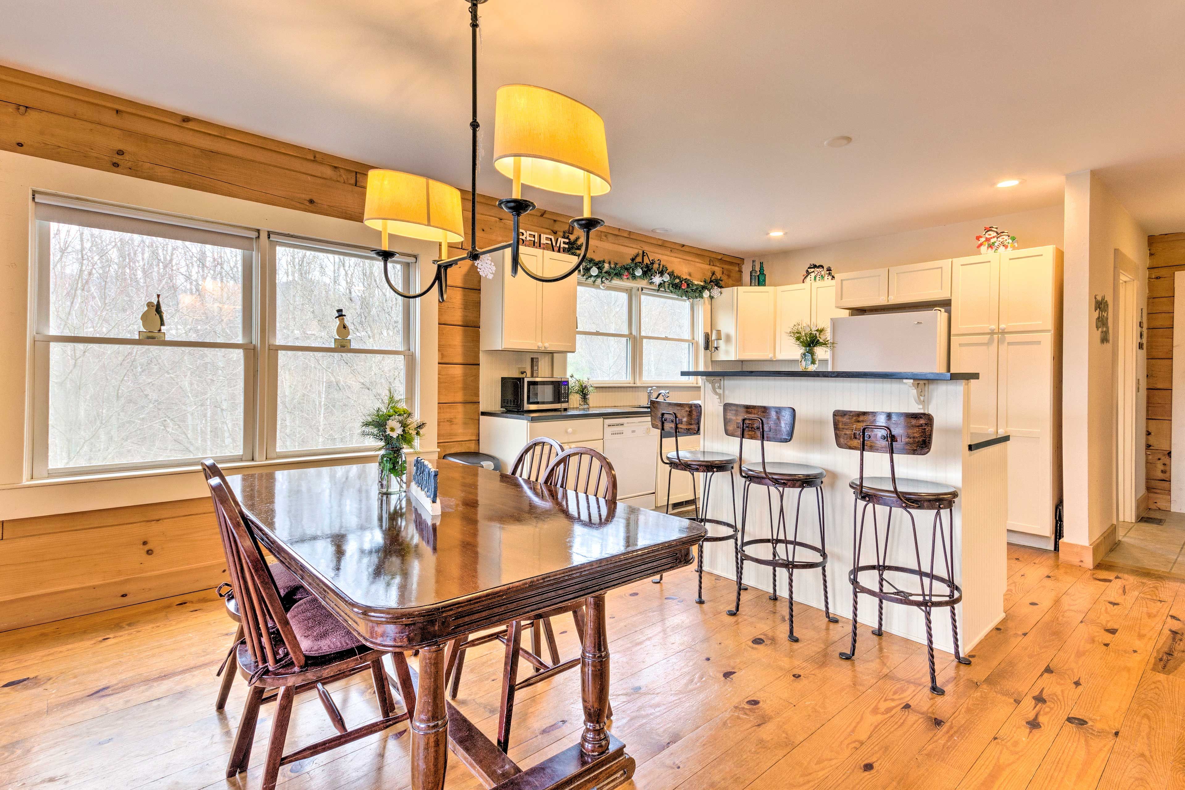 Dining Space | Dishware/Flatware | 1st Floor