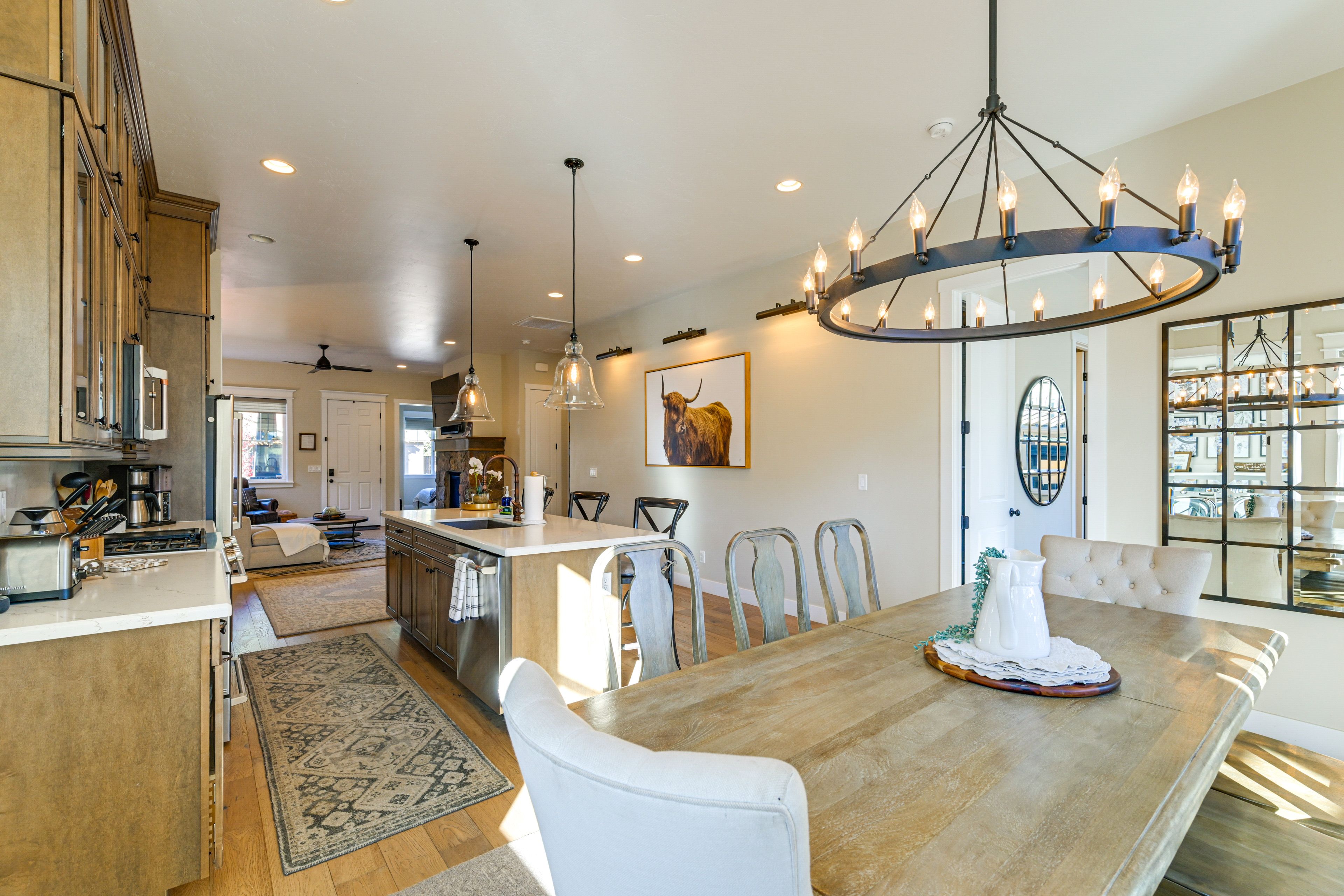 Dining Area | Dishes & Flatware Provided | Booster Seat