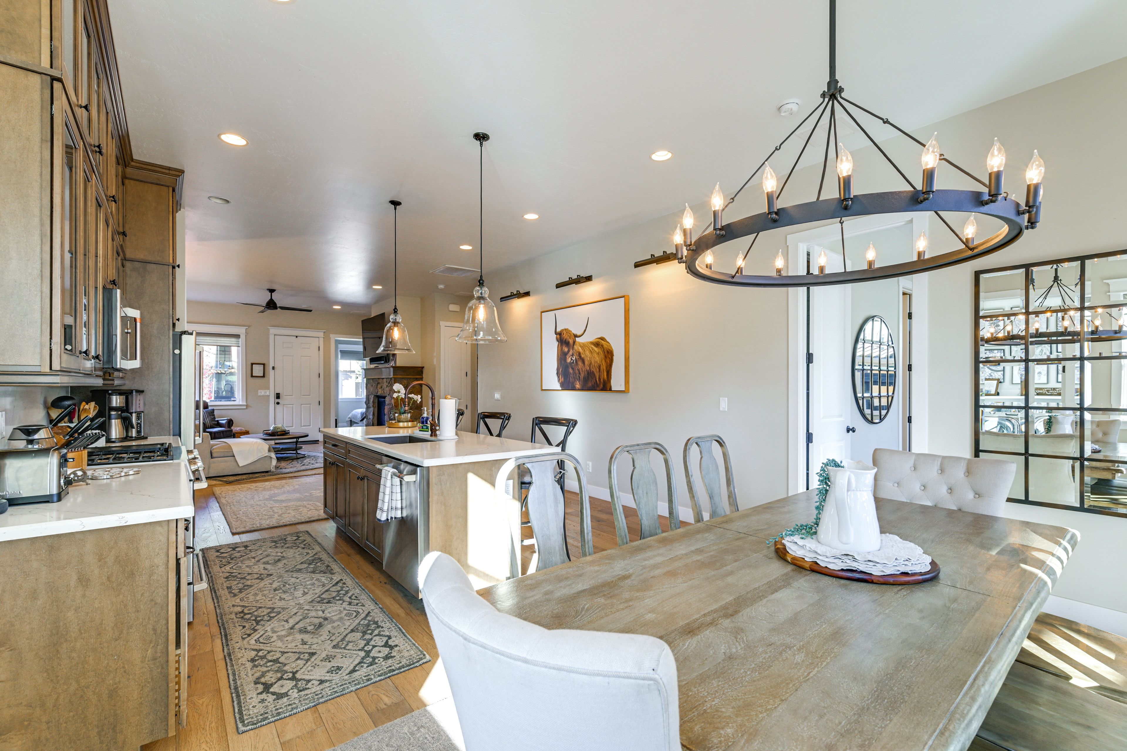 Dining Area | Dishes & Flatware Provided | Booster Seat