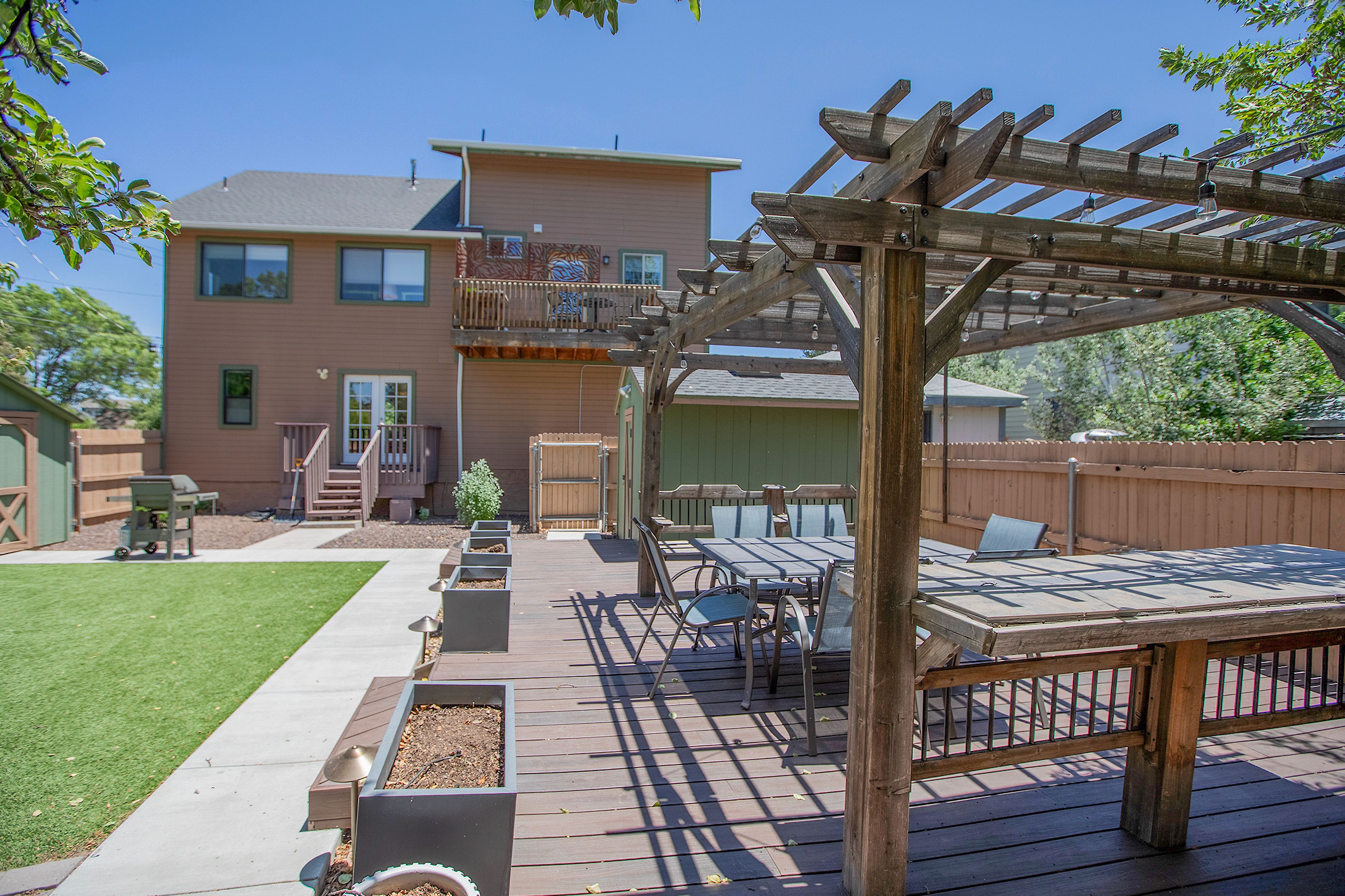 Patio | Outdoor Dining Area