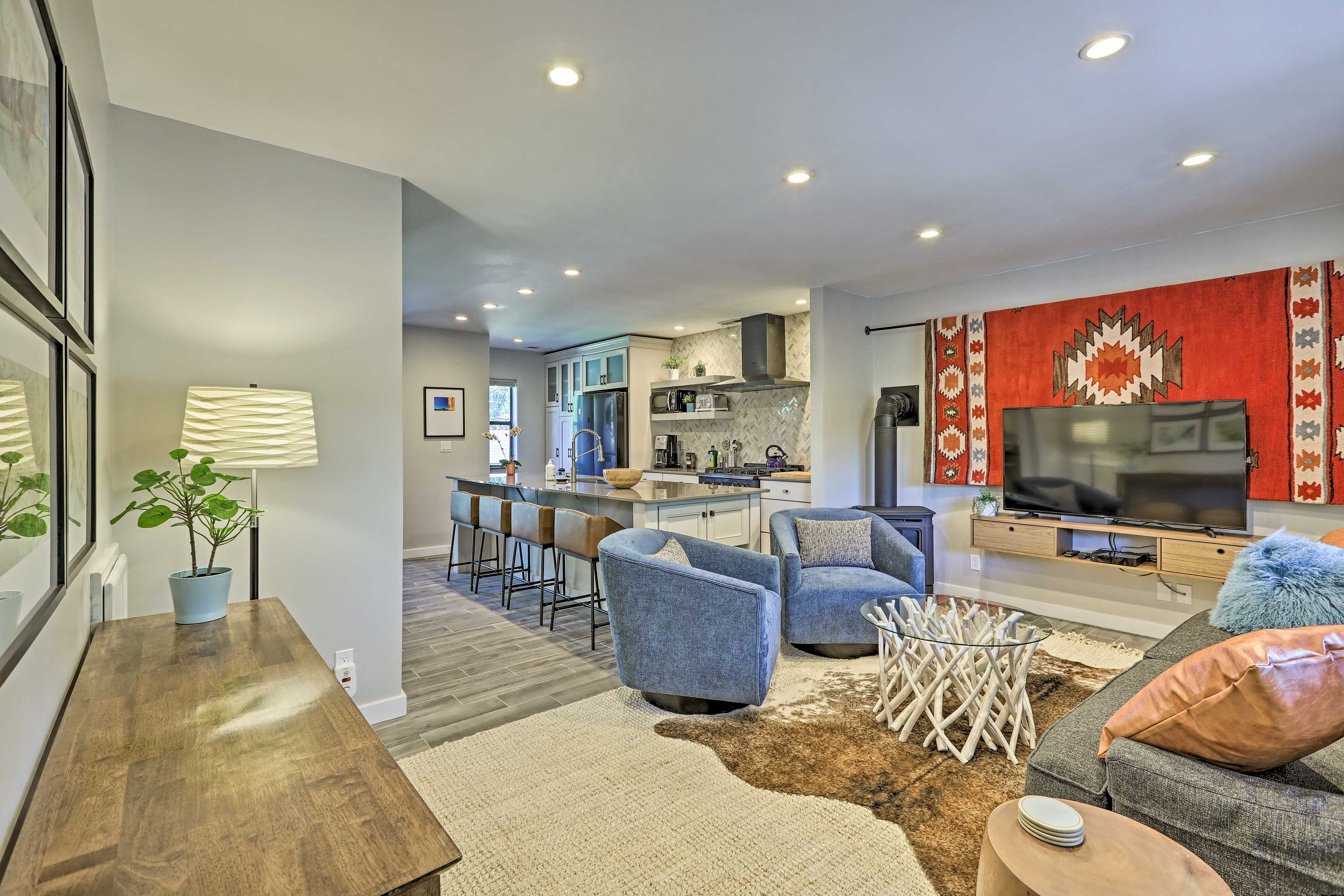 Flagstaff Vacation Rental | 3BR | 2.5BA | 1,250 Sq Ft | 5 Steps to Enter