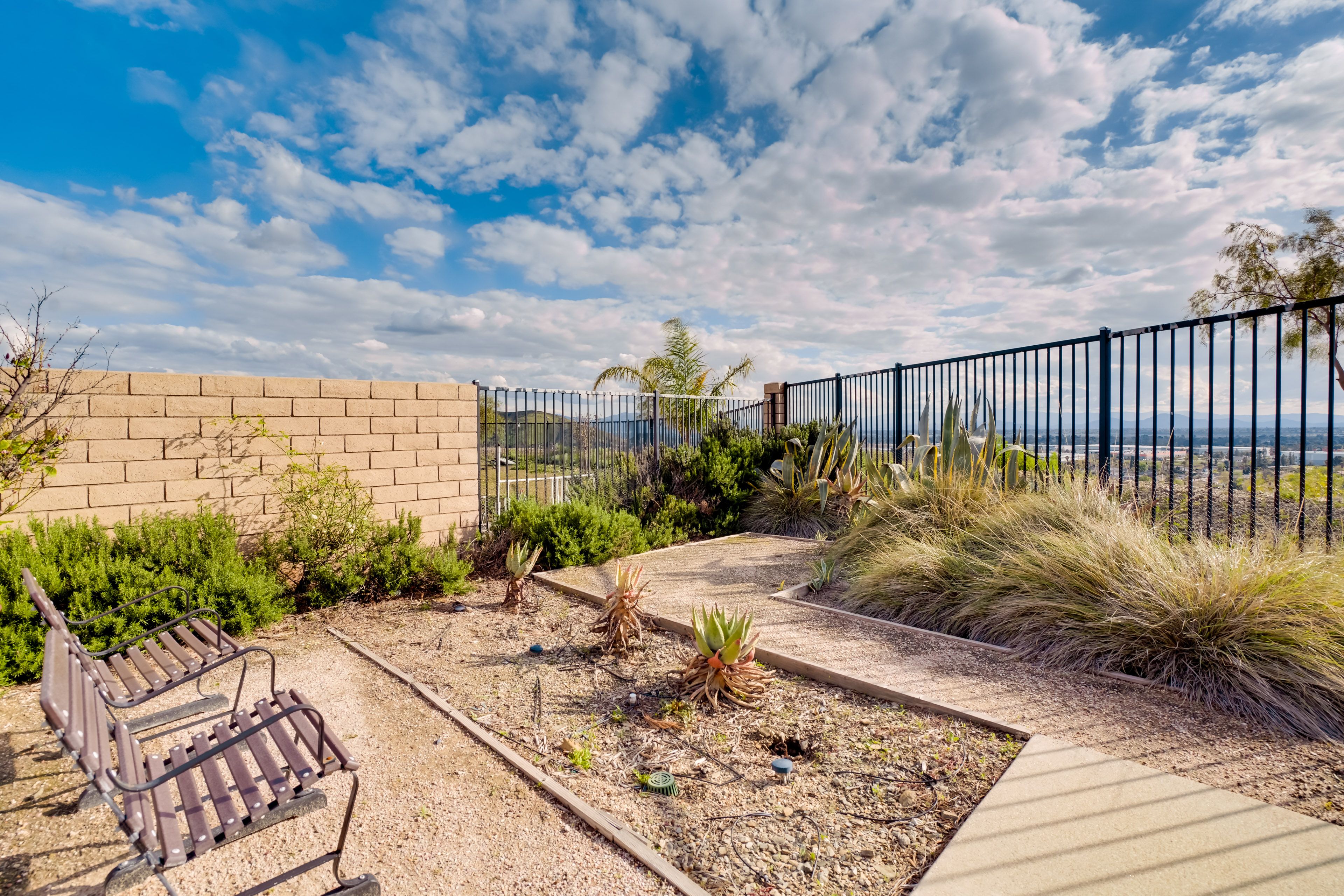 San Bernardino Vacation Rental | 3BR | 2BA | Step-Free Access | 2,700 Sq Ft