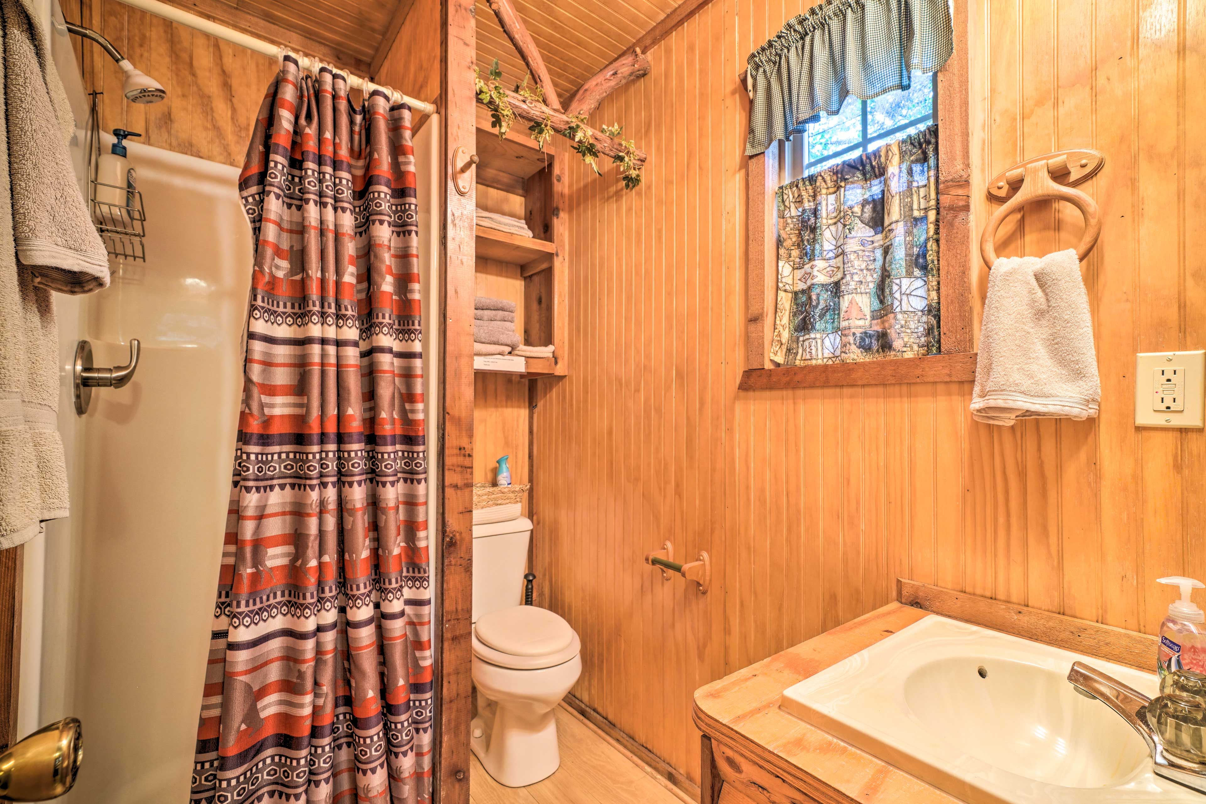 Bathroom | Towels Provided