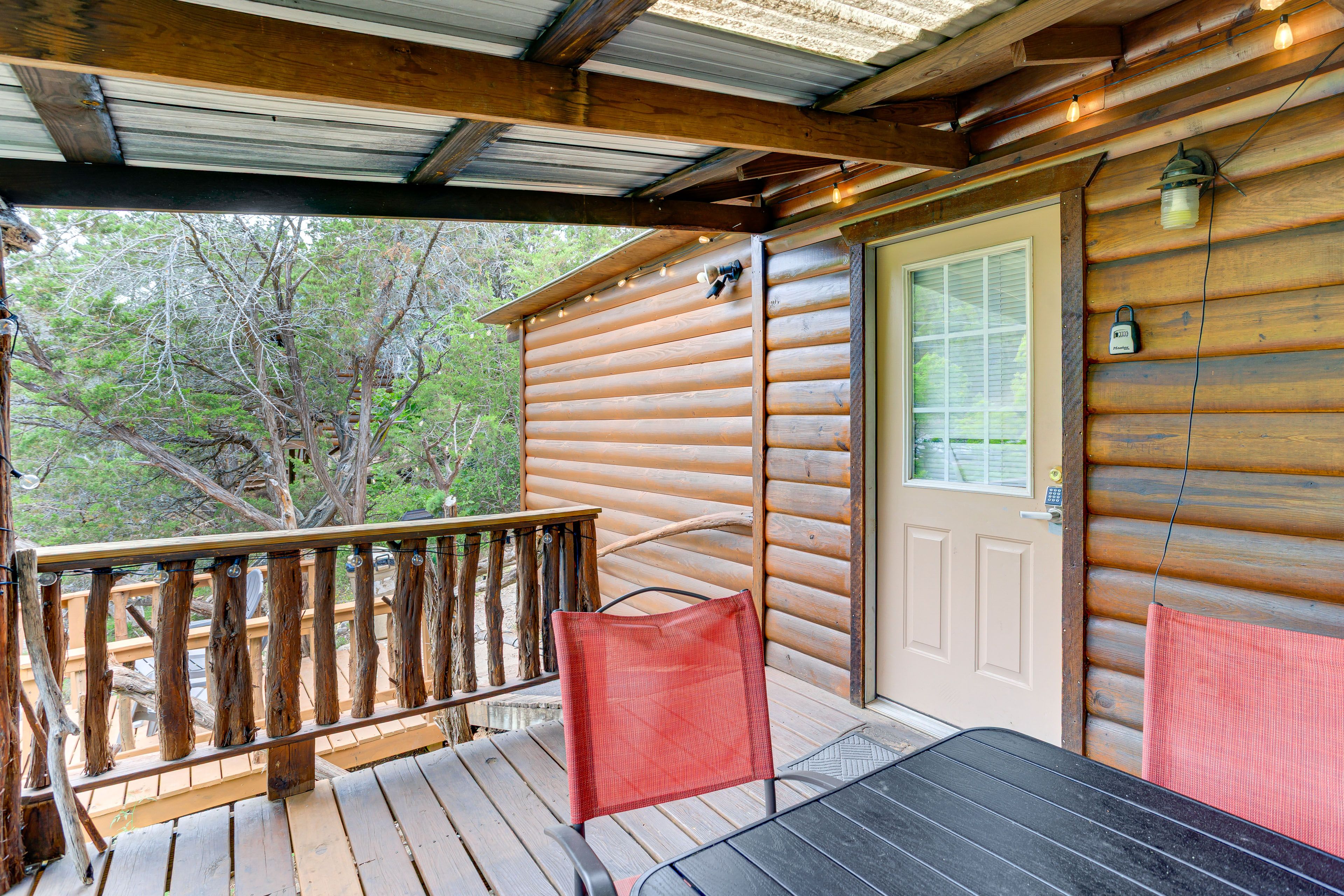 Deck | Charcoal Grill