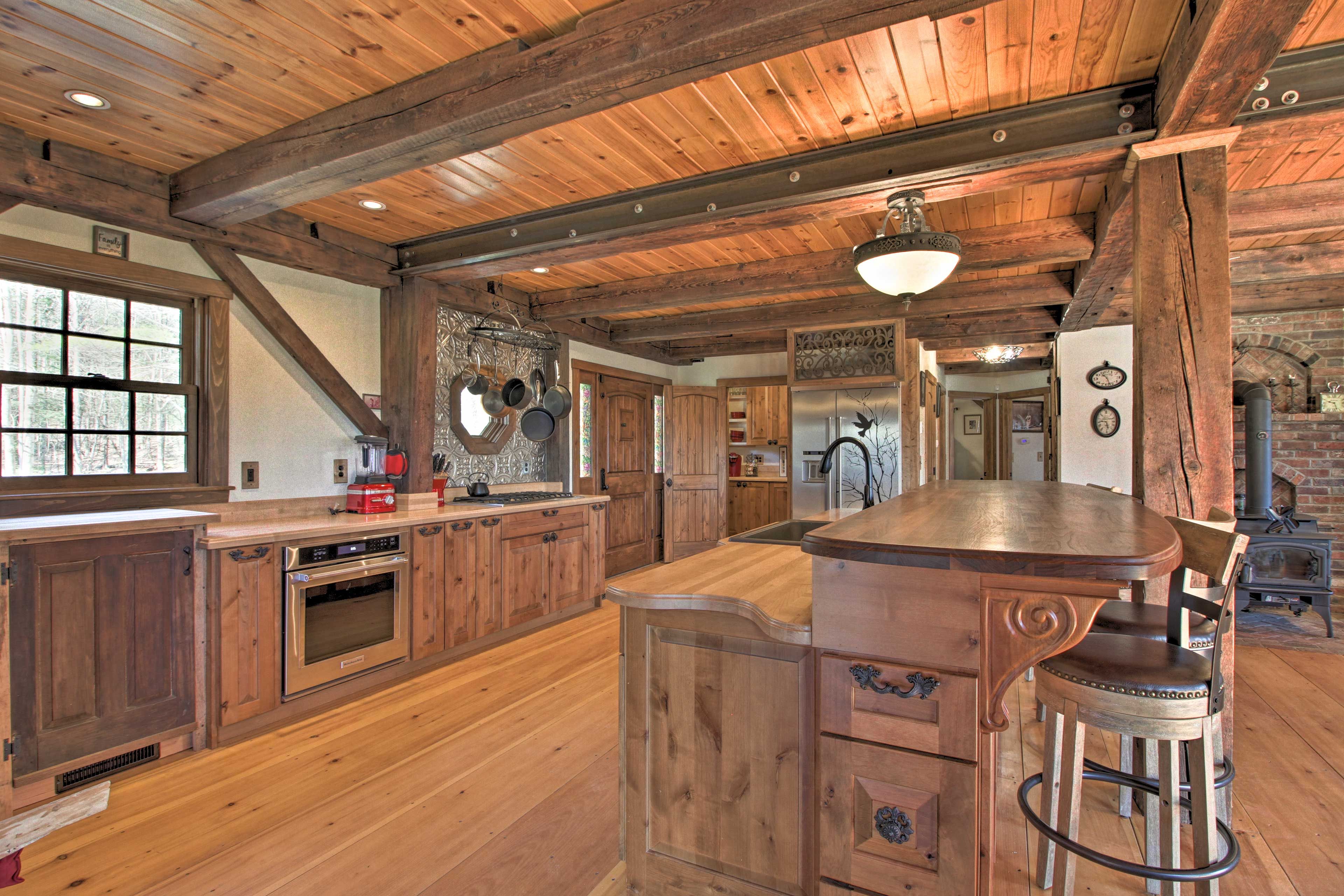Kitchen | Coffee Maker | Spices