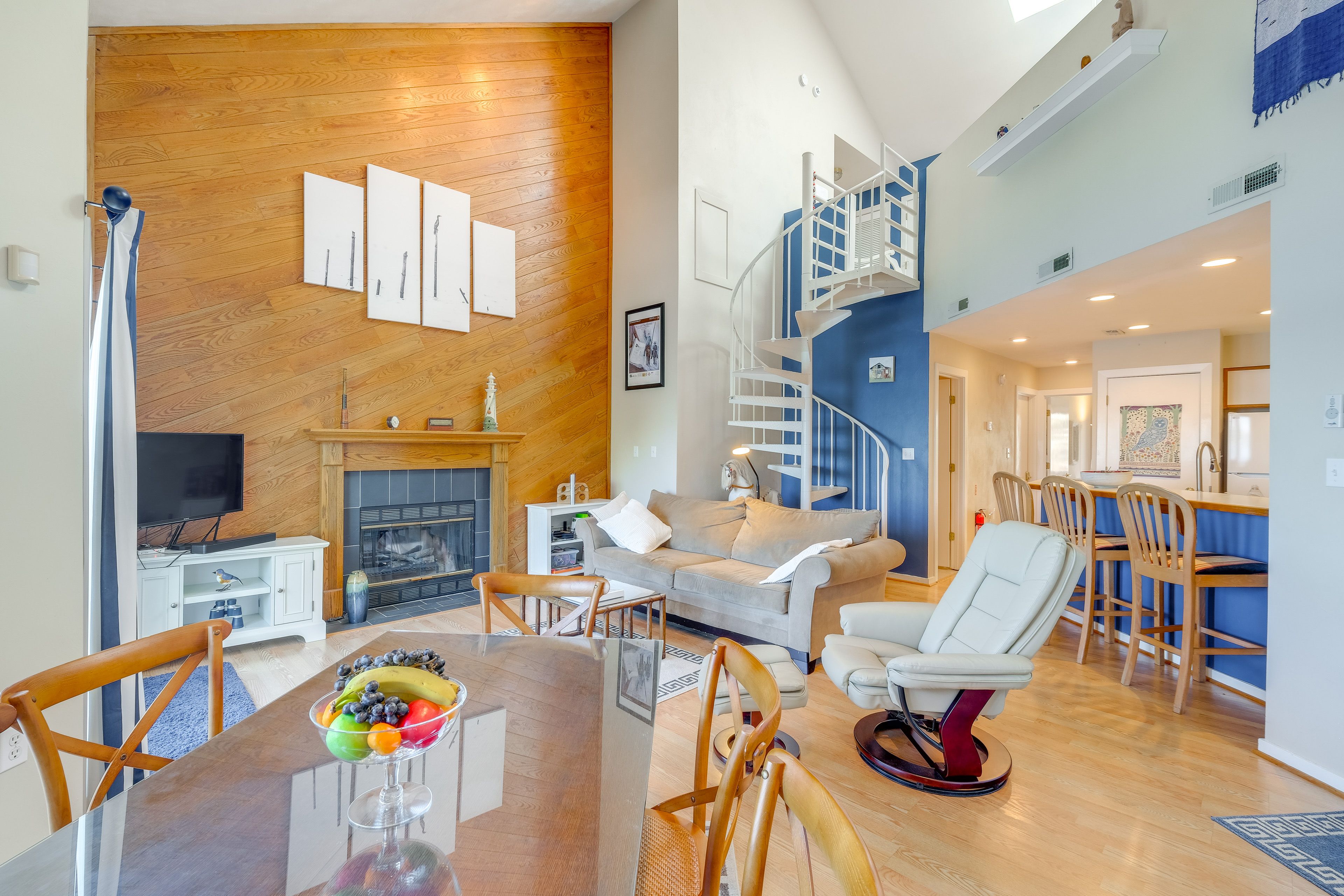 3rd-Floor Unit | In-Unit Laundry | Central Heating & A/C