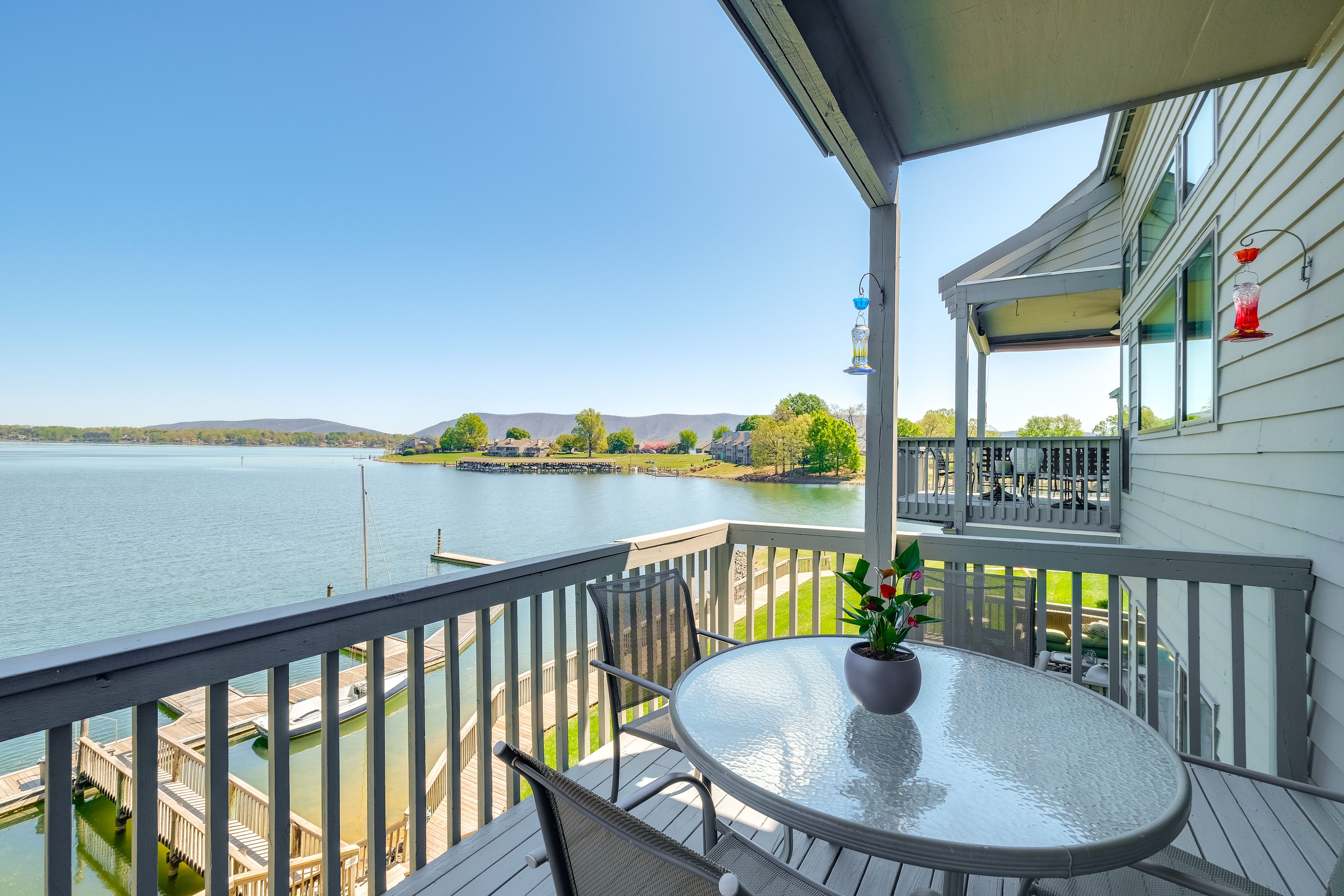 Moneta Vacation Rental | 2BR | 2BA | 1,100 Sq Ft | Stairs Required