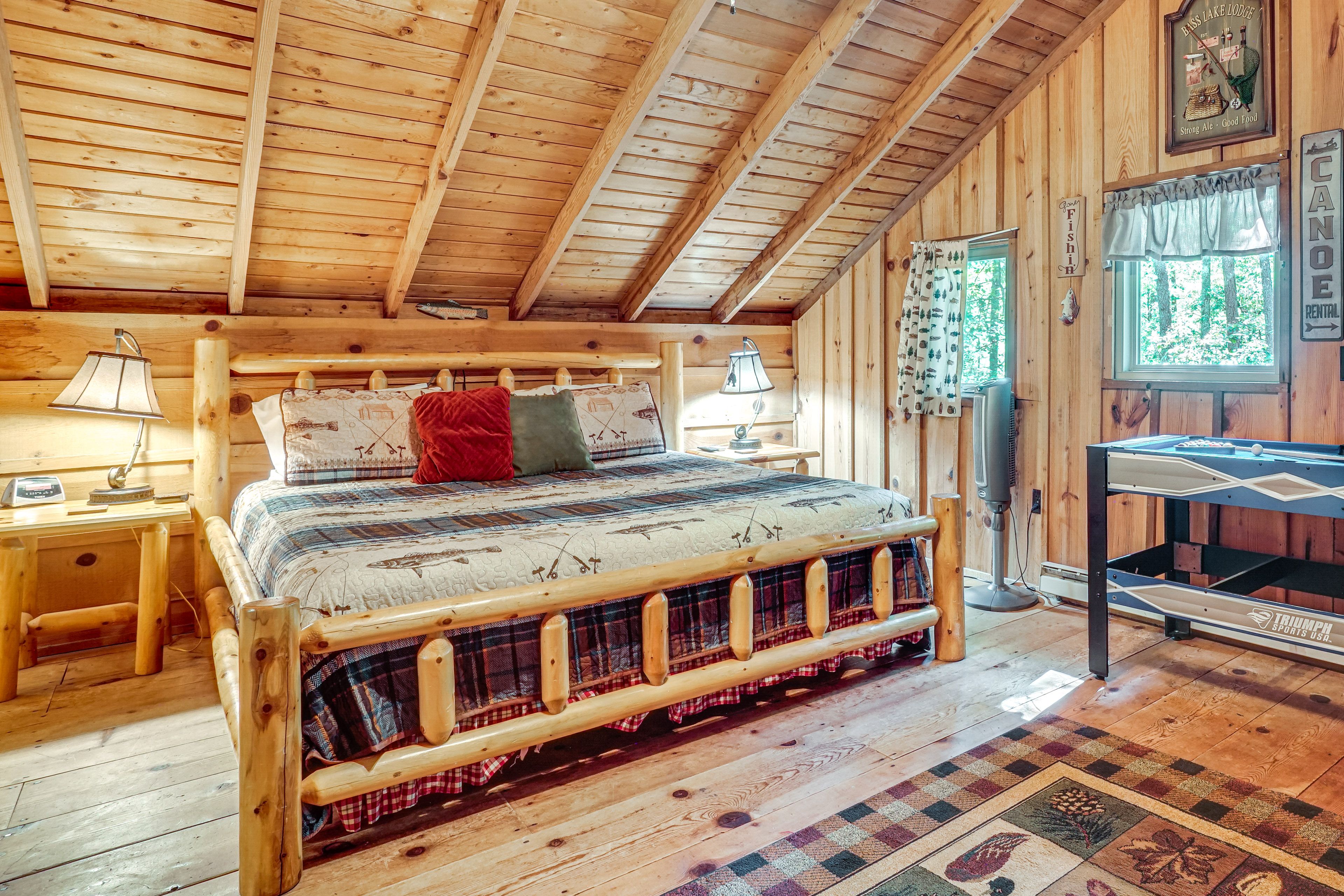 Bedroom 3 | King Bed | Twin Daybed w/ Trundle