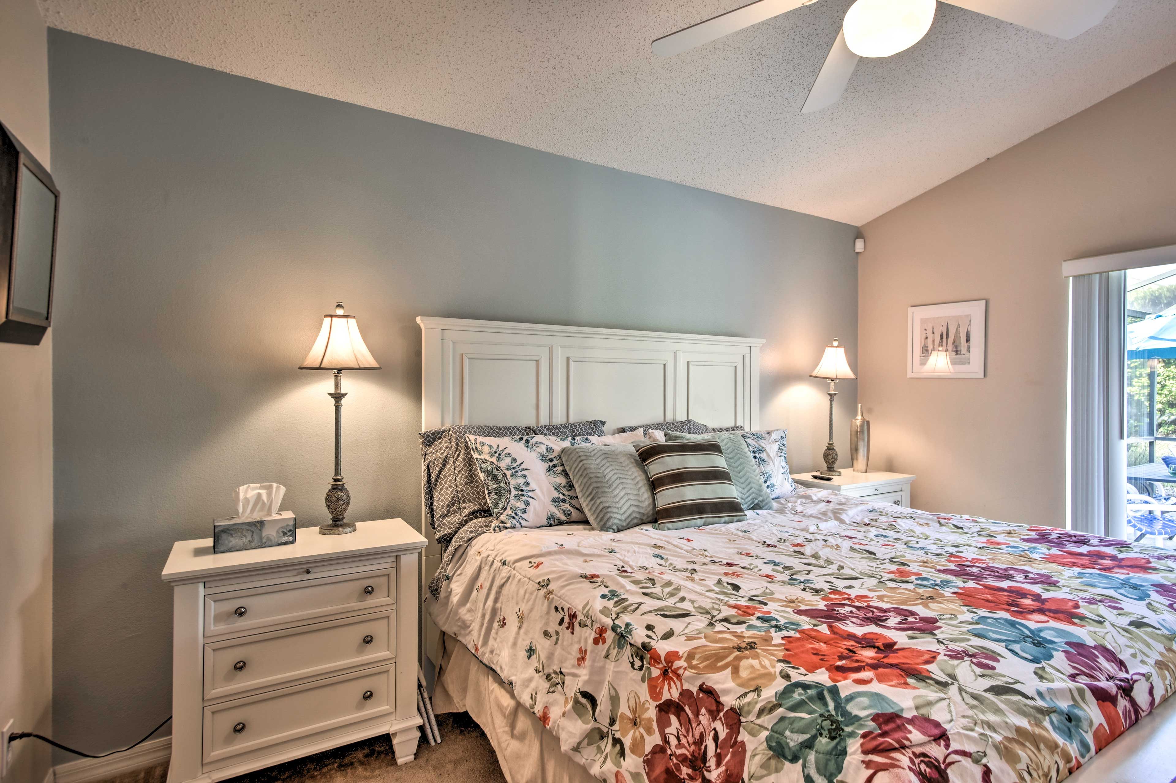 This room grants you access to the lanai.