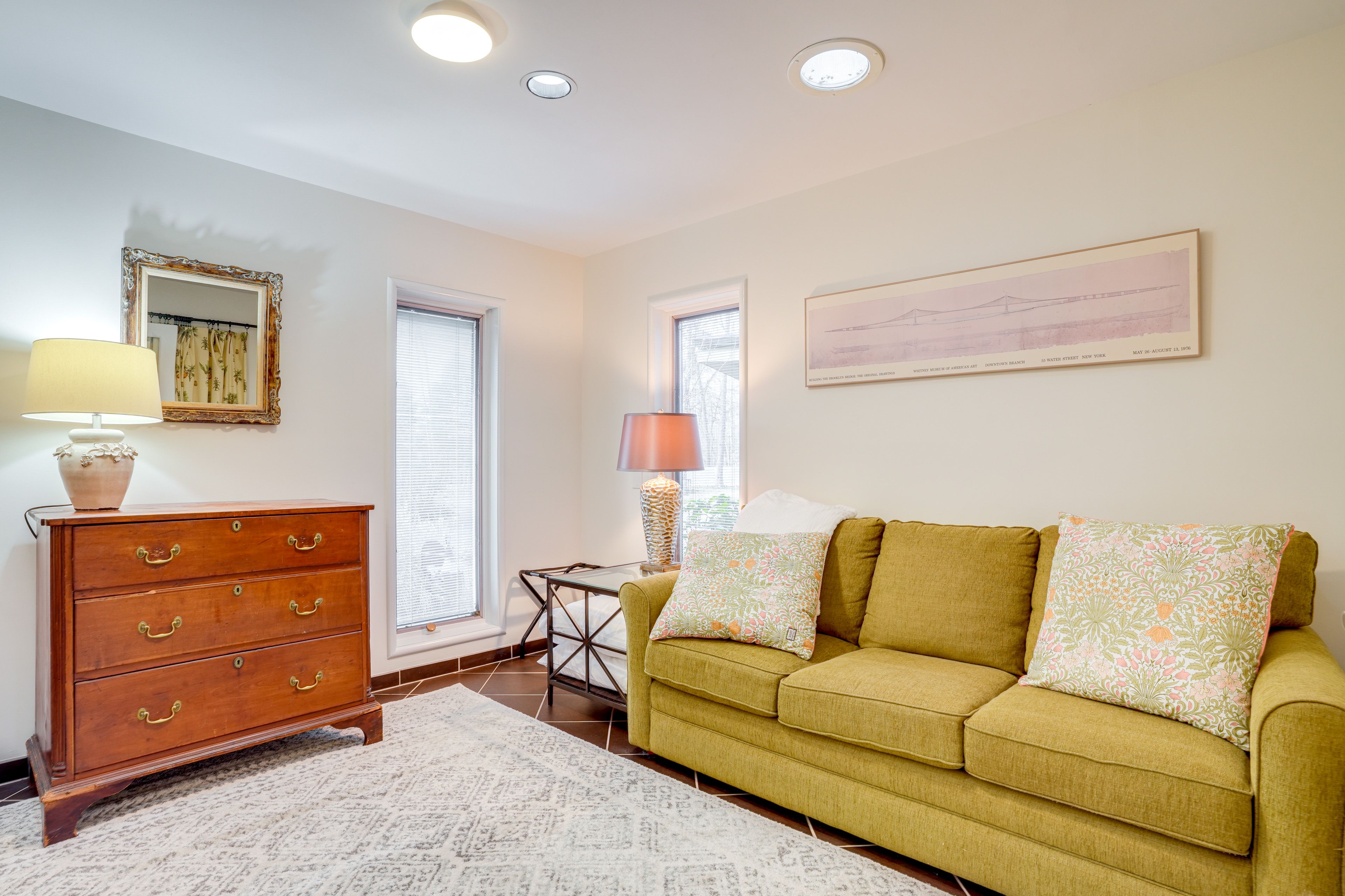 Bedroom 5 | Queen Sleeper Sofa