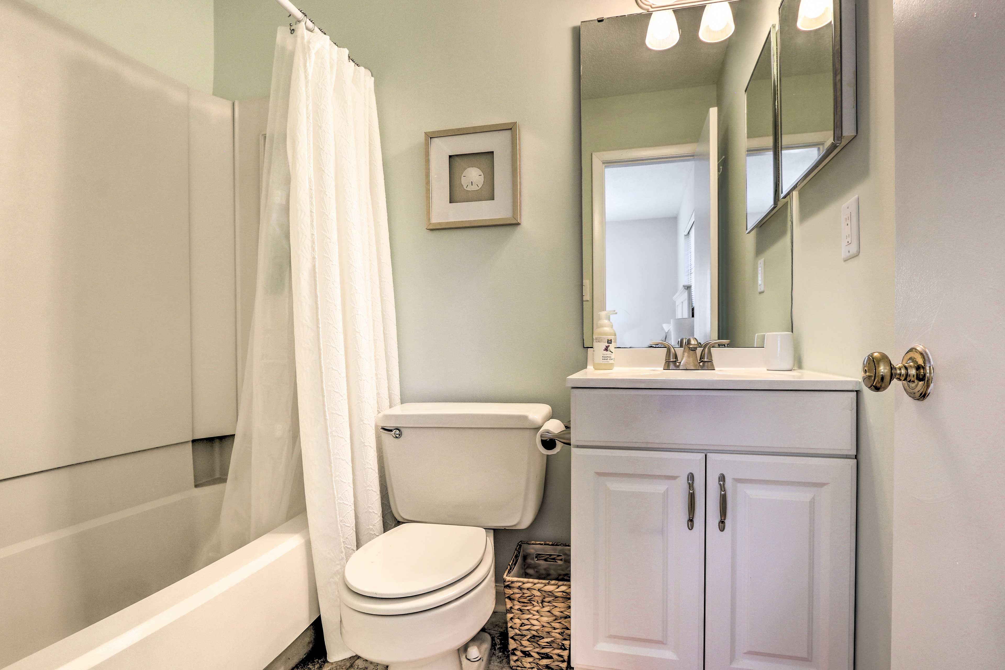 Bathroom | Towels Provided