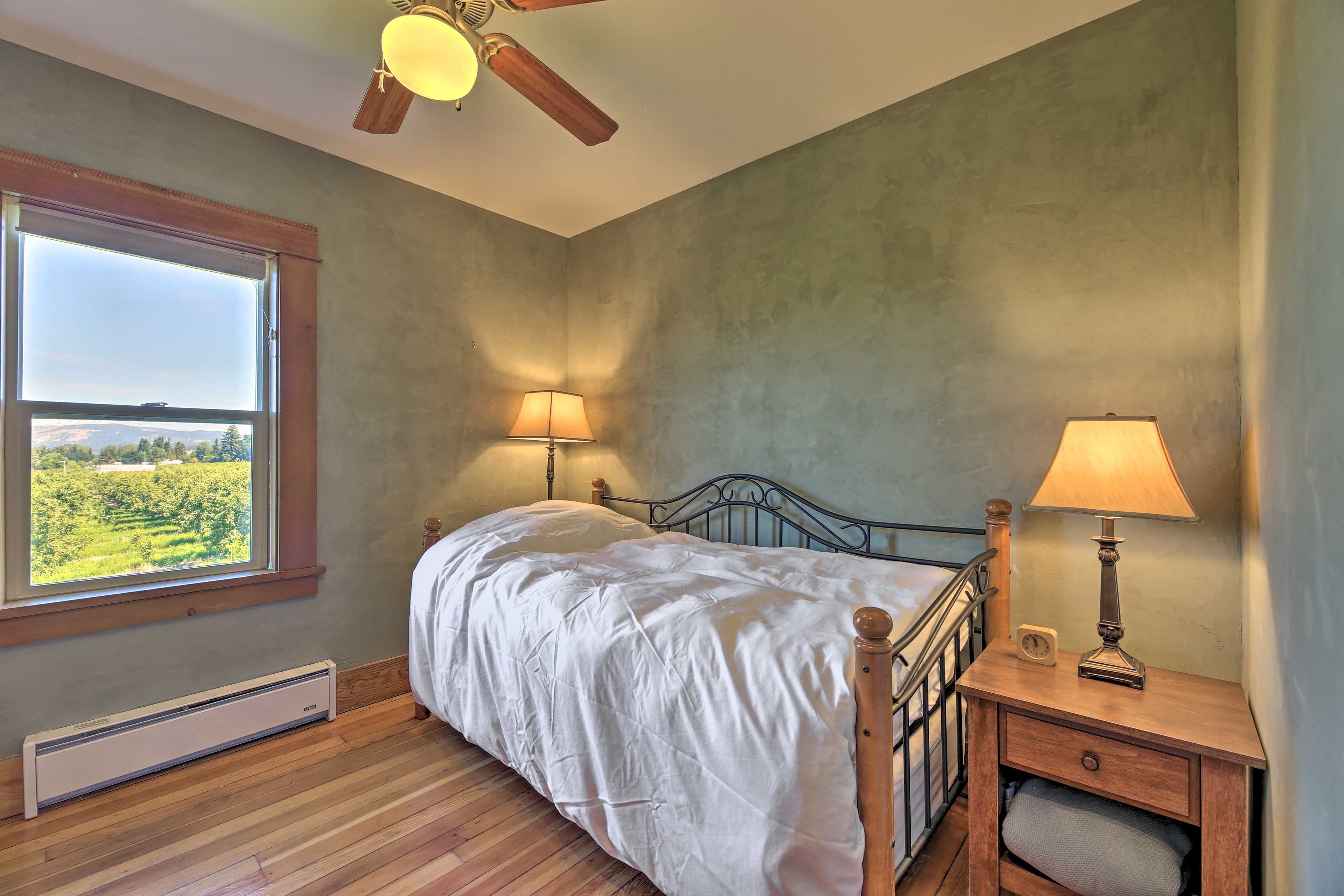 Bedroom 3 | Twin Day Bed, Twin Trundle Bed | 2nd Floor