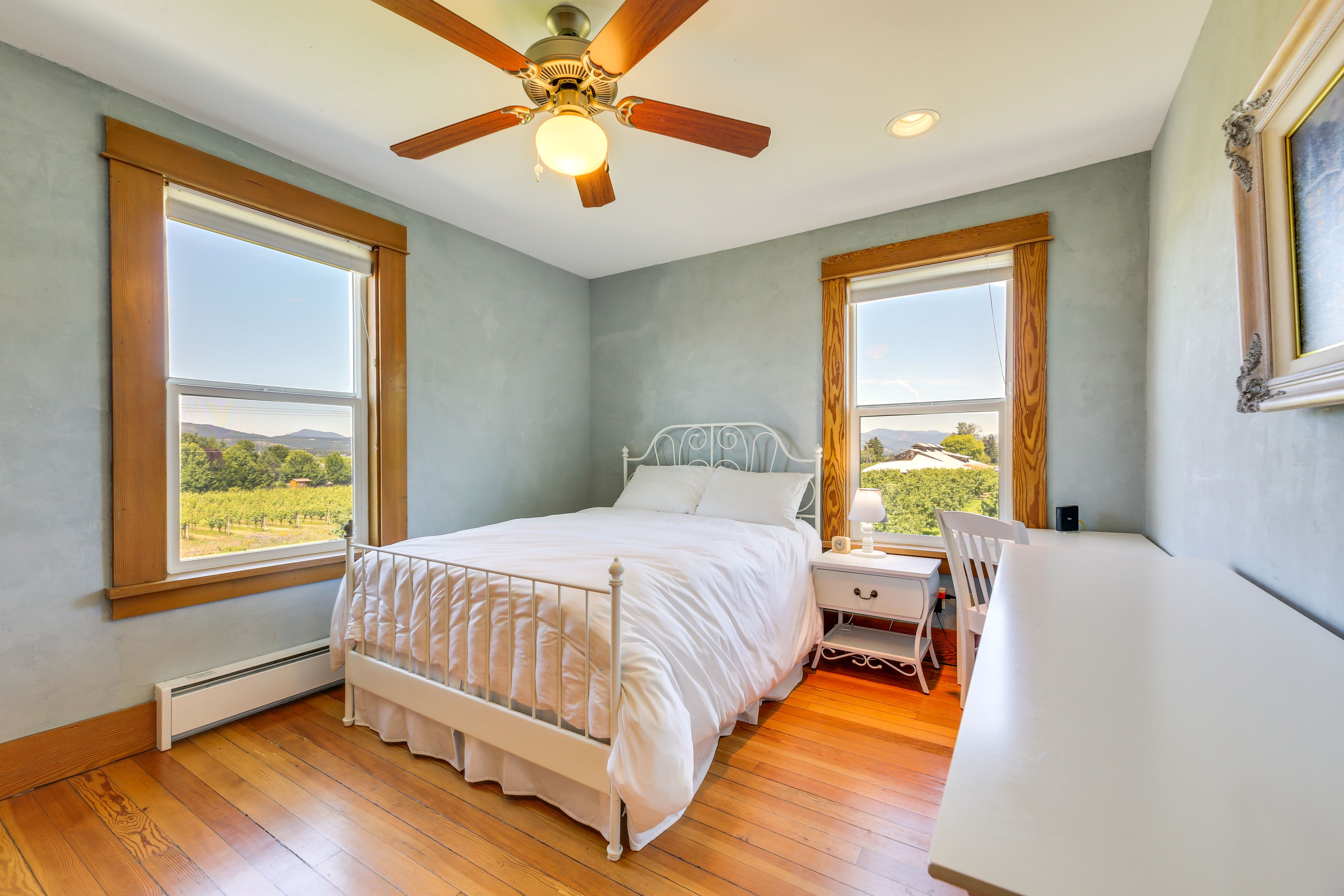 Bedroom 2 | Queen Bed | 2nd Floor