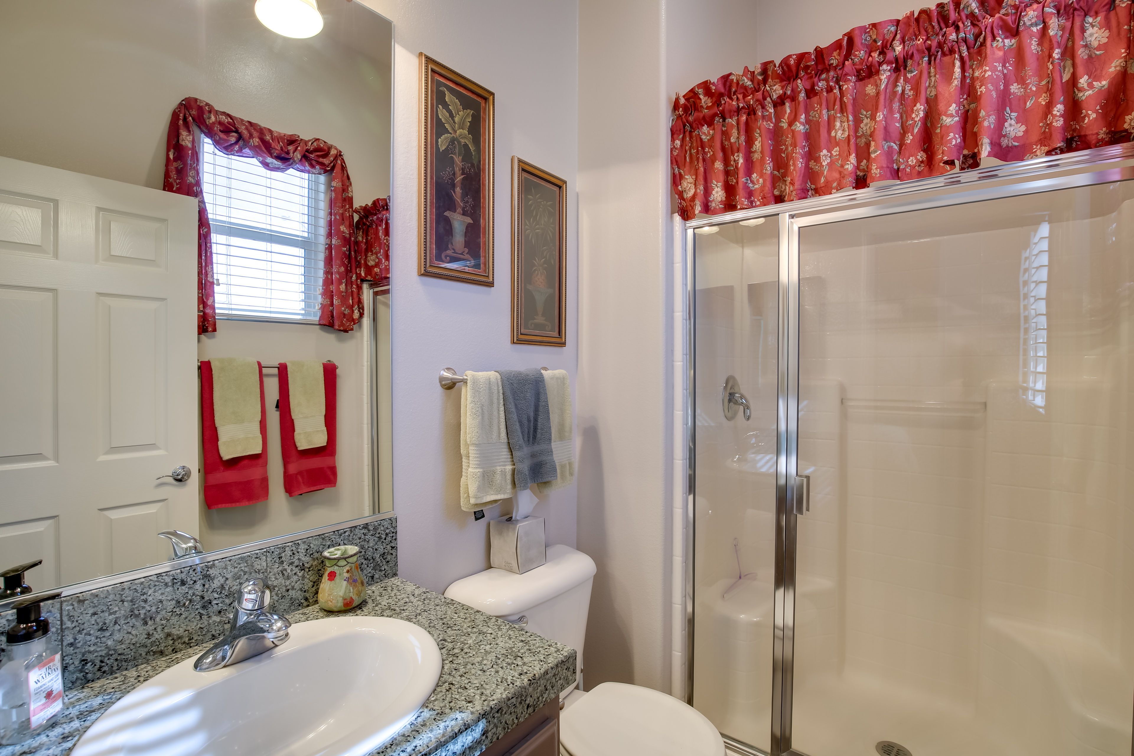 Bathroom | Towels Provided