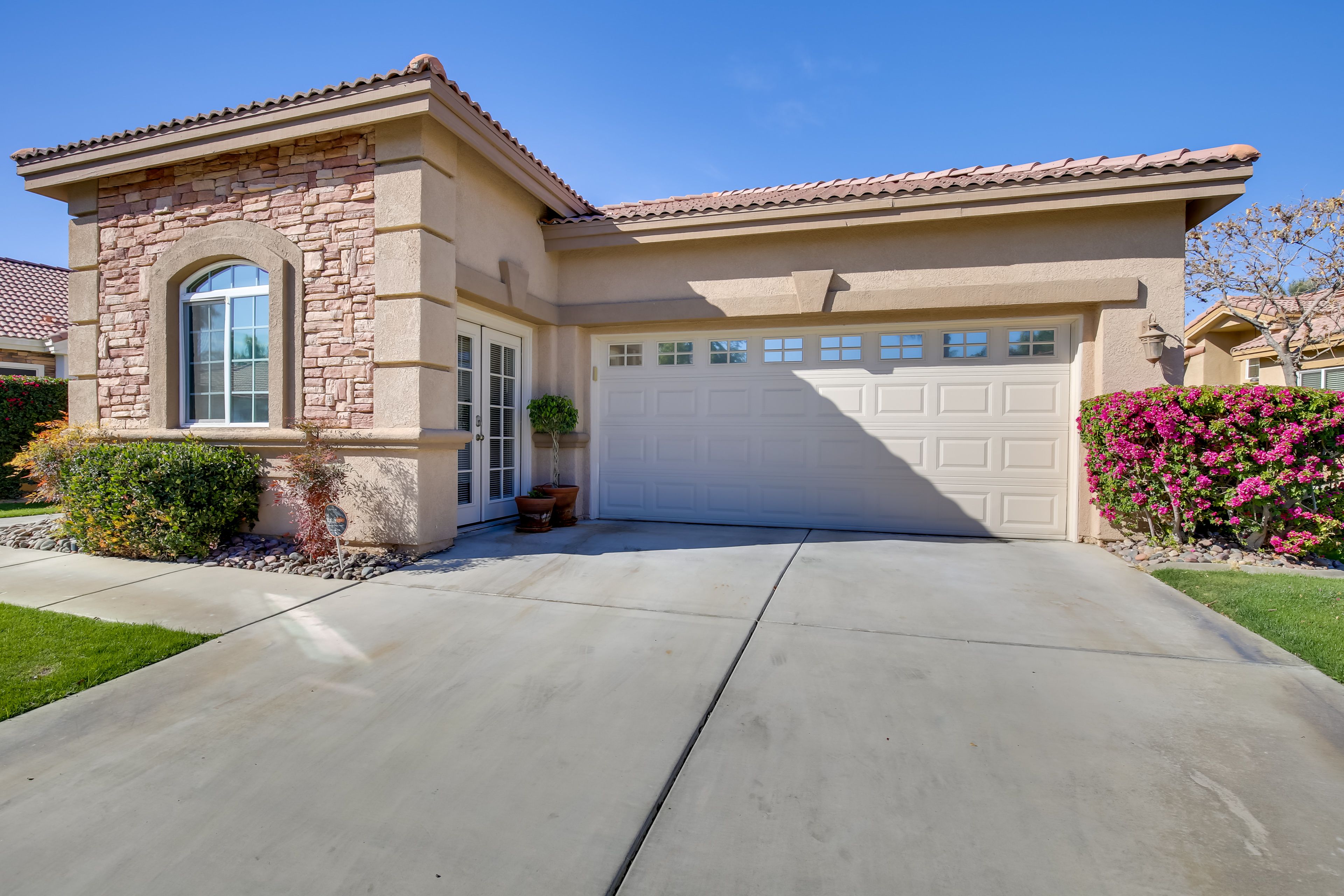 Indio Vacation Rental | 2BR | 1BA | 350 Sq Ft | Step-Free Access