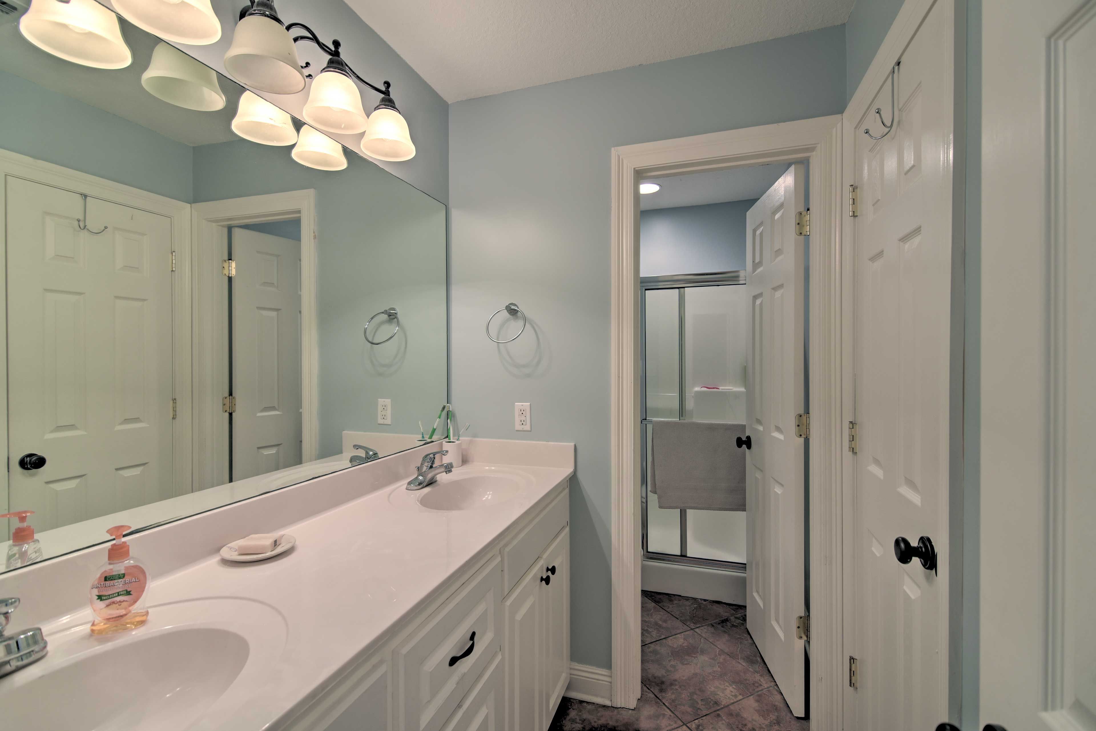 Bathroom | Towels Provided