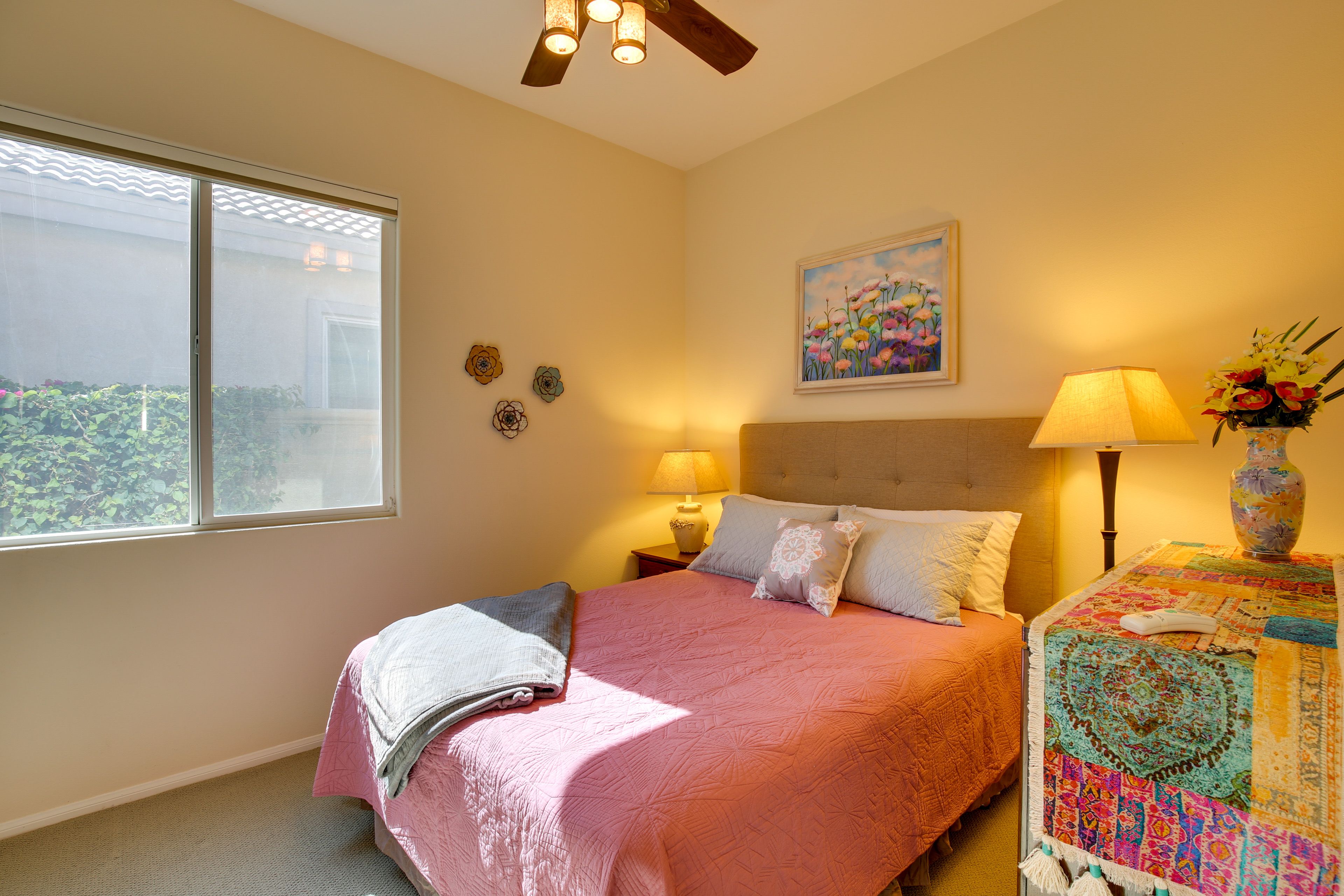 Bedroom 2 | Queen Bed