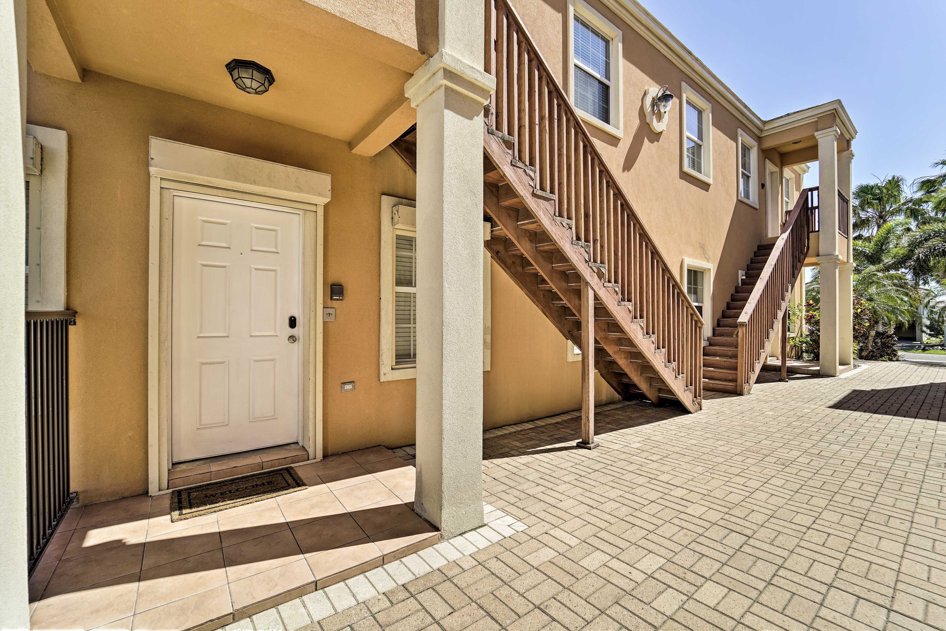 Keyless entry and free WiFi are just a few of the modern amenities included!