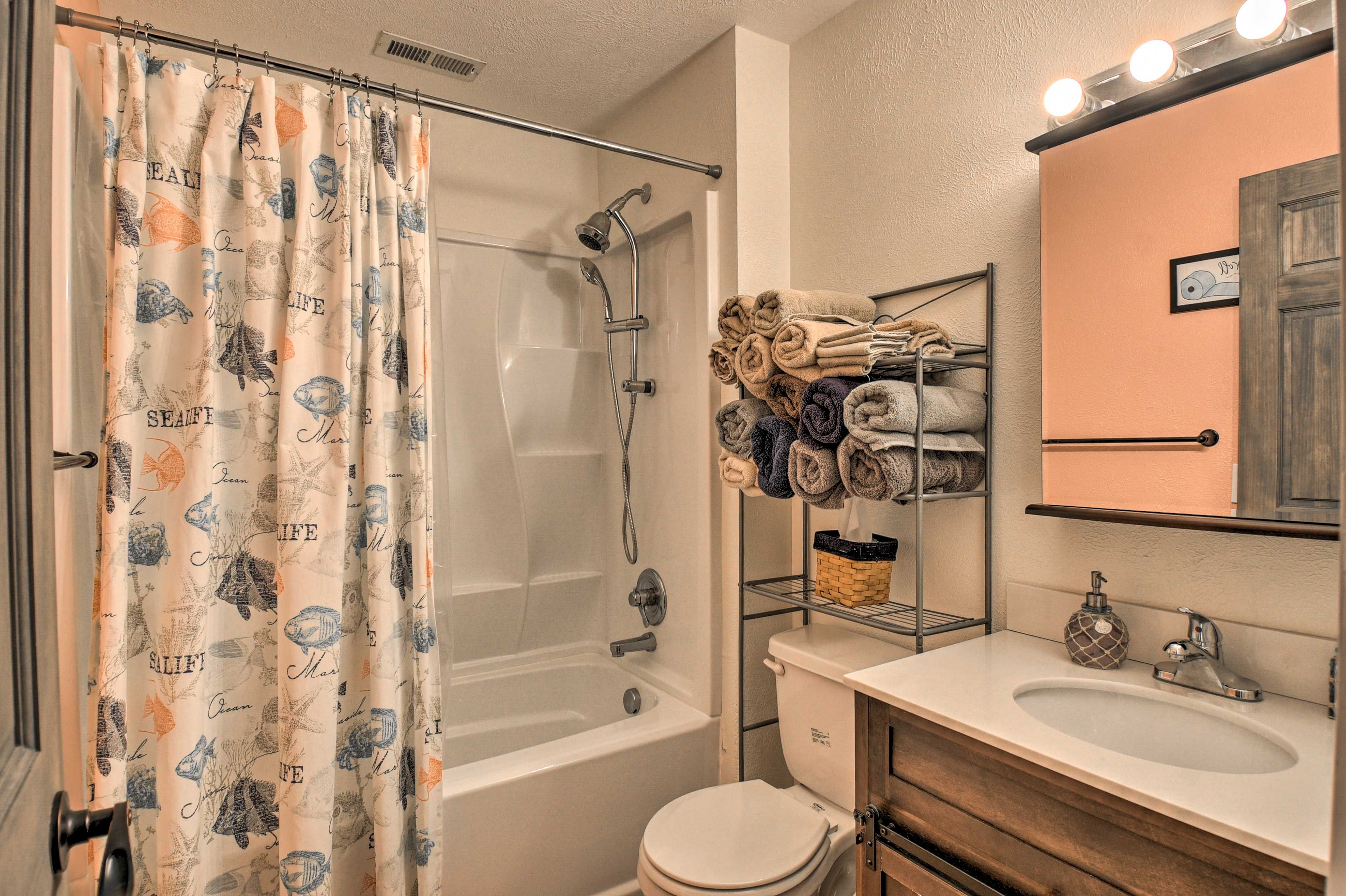 Bathroom | Towels Provided