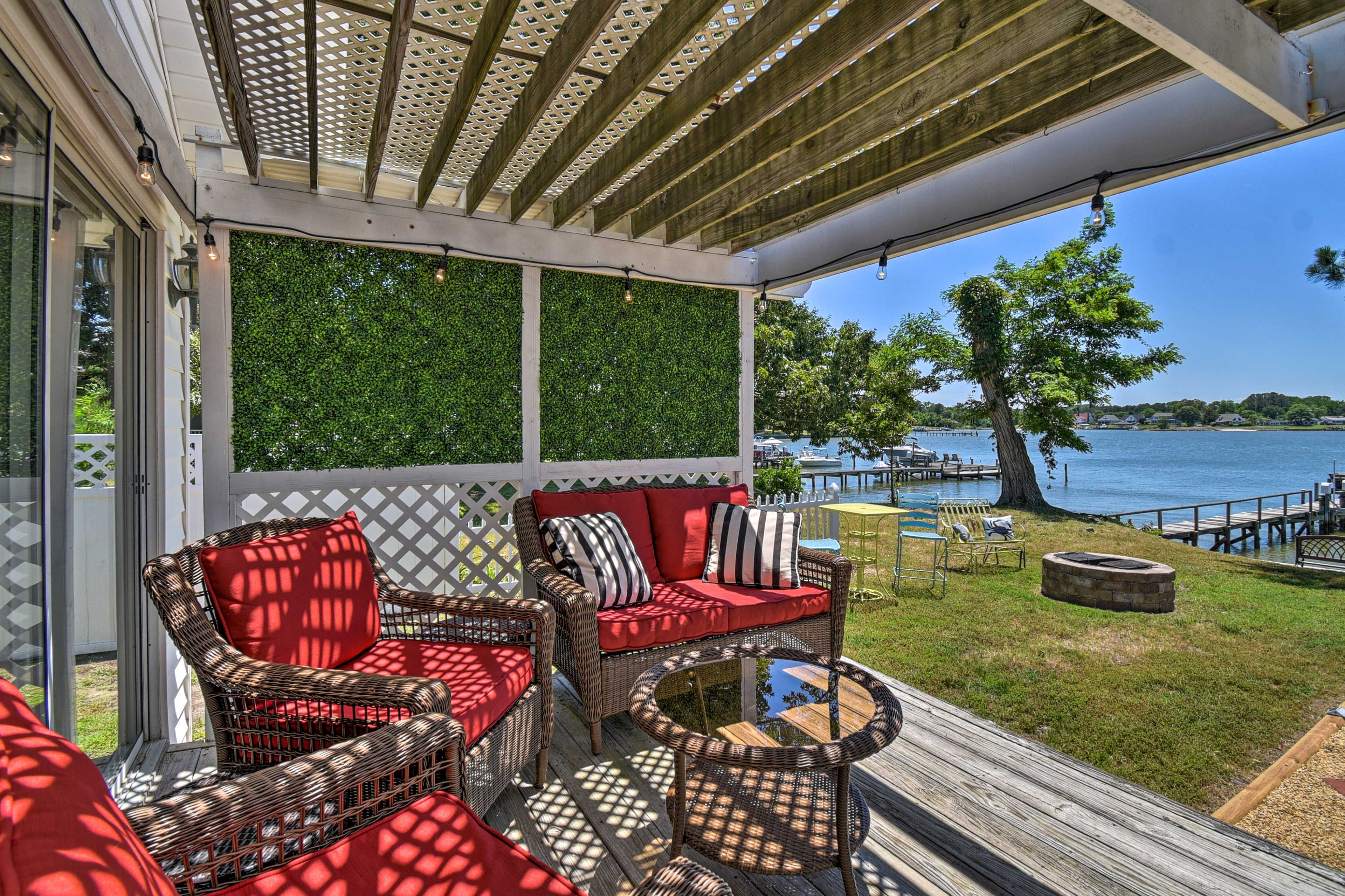 Covered Deck | Gas Grill