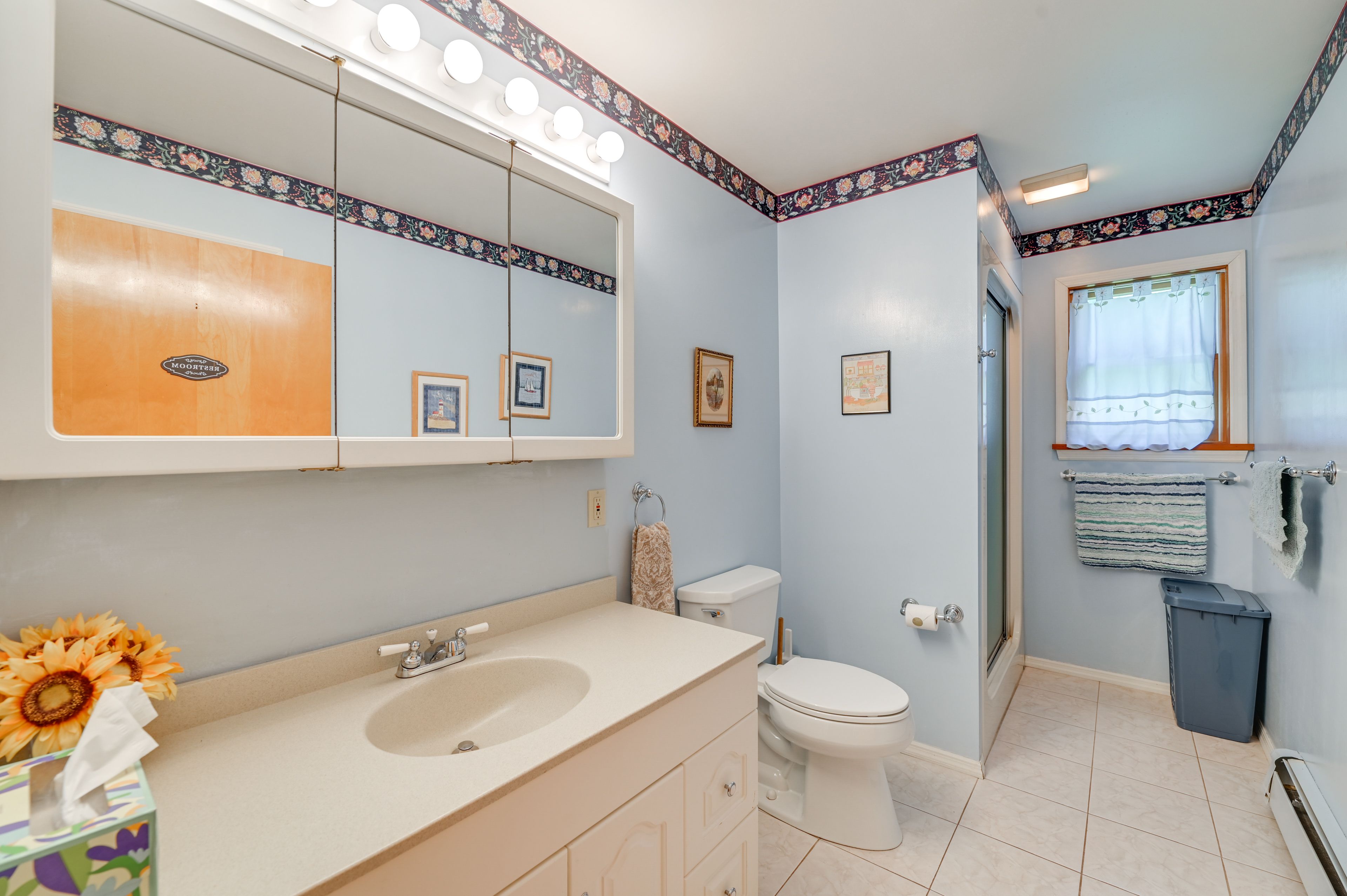 Full Bath | Complimentary Toiletries | Towels Provided