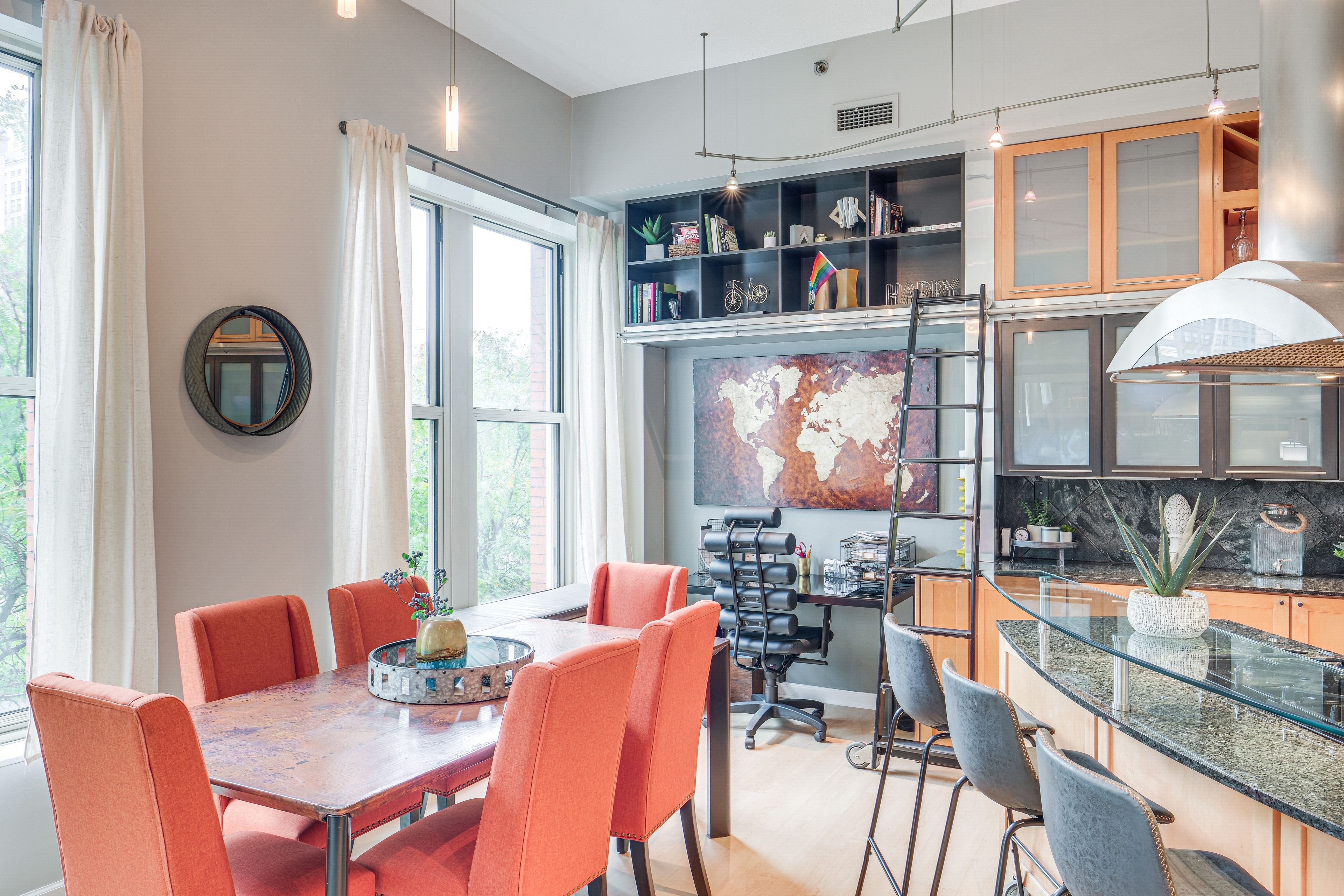Dining Area | Dishes & Flatware Provided | Desk
