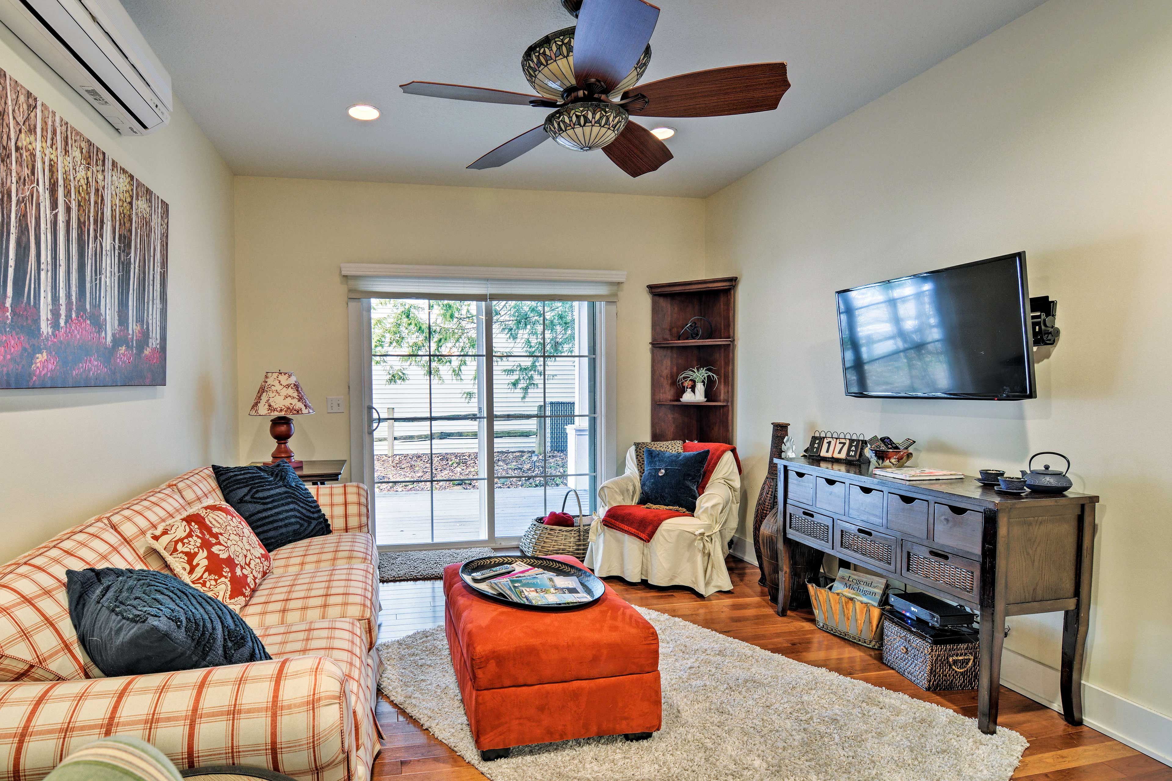 Charlevoix Vacation Rental | 2BR | 2BA | 950 Sq Ft | Stairs Required