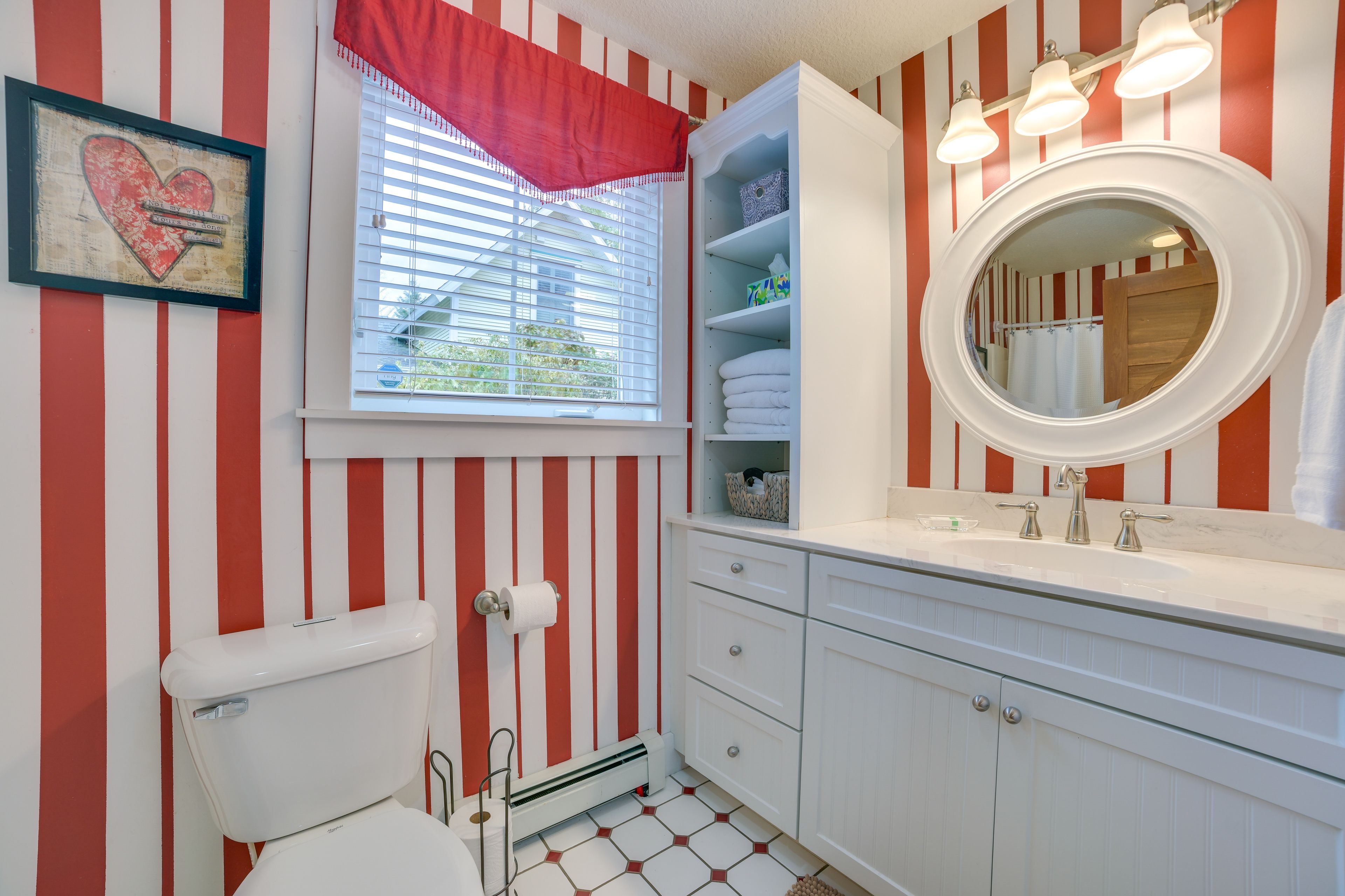 Bathroom | Towels Provided