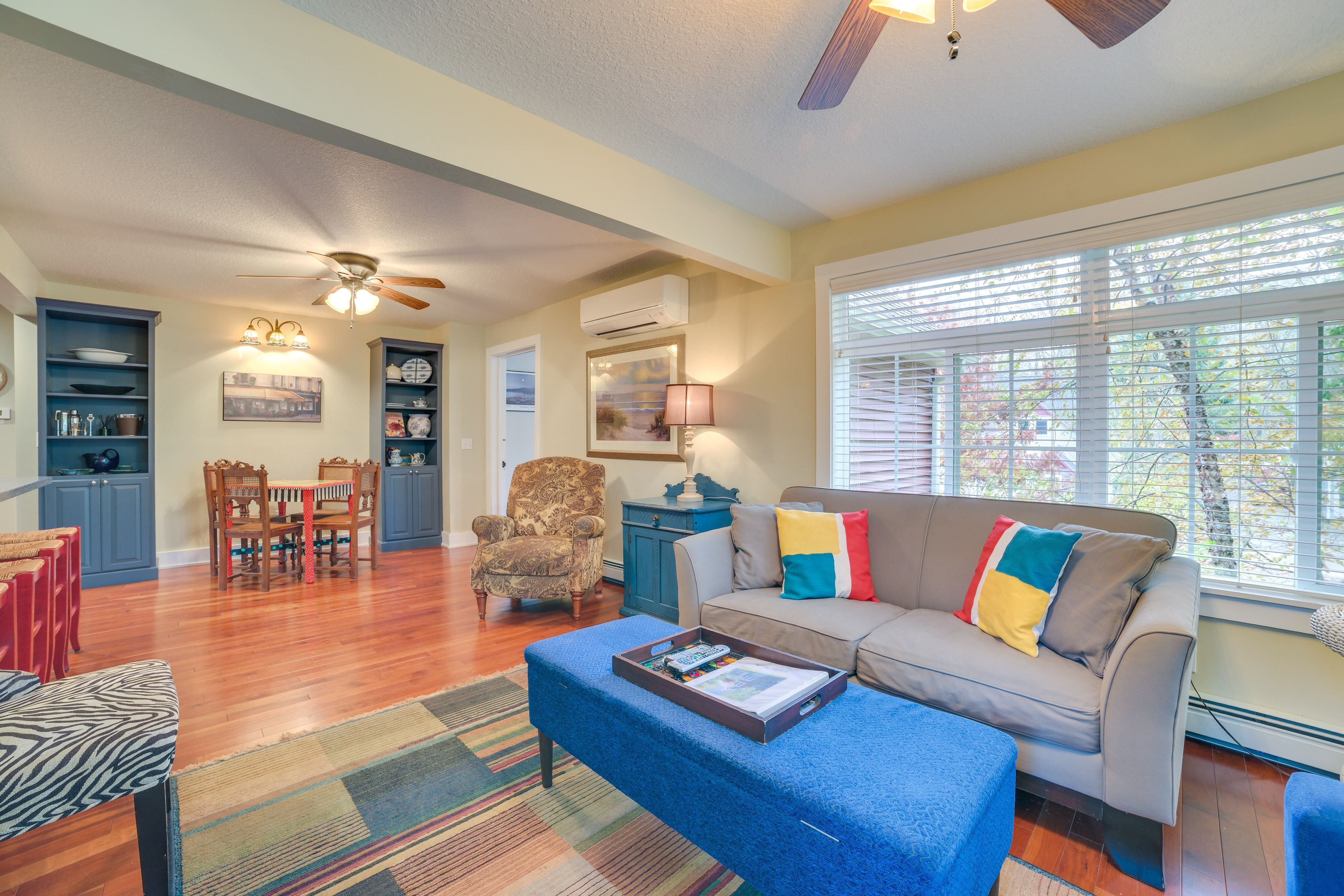 Living Room | Free WiFi | Cable TV | A/C & Heat