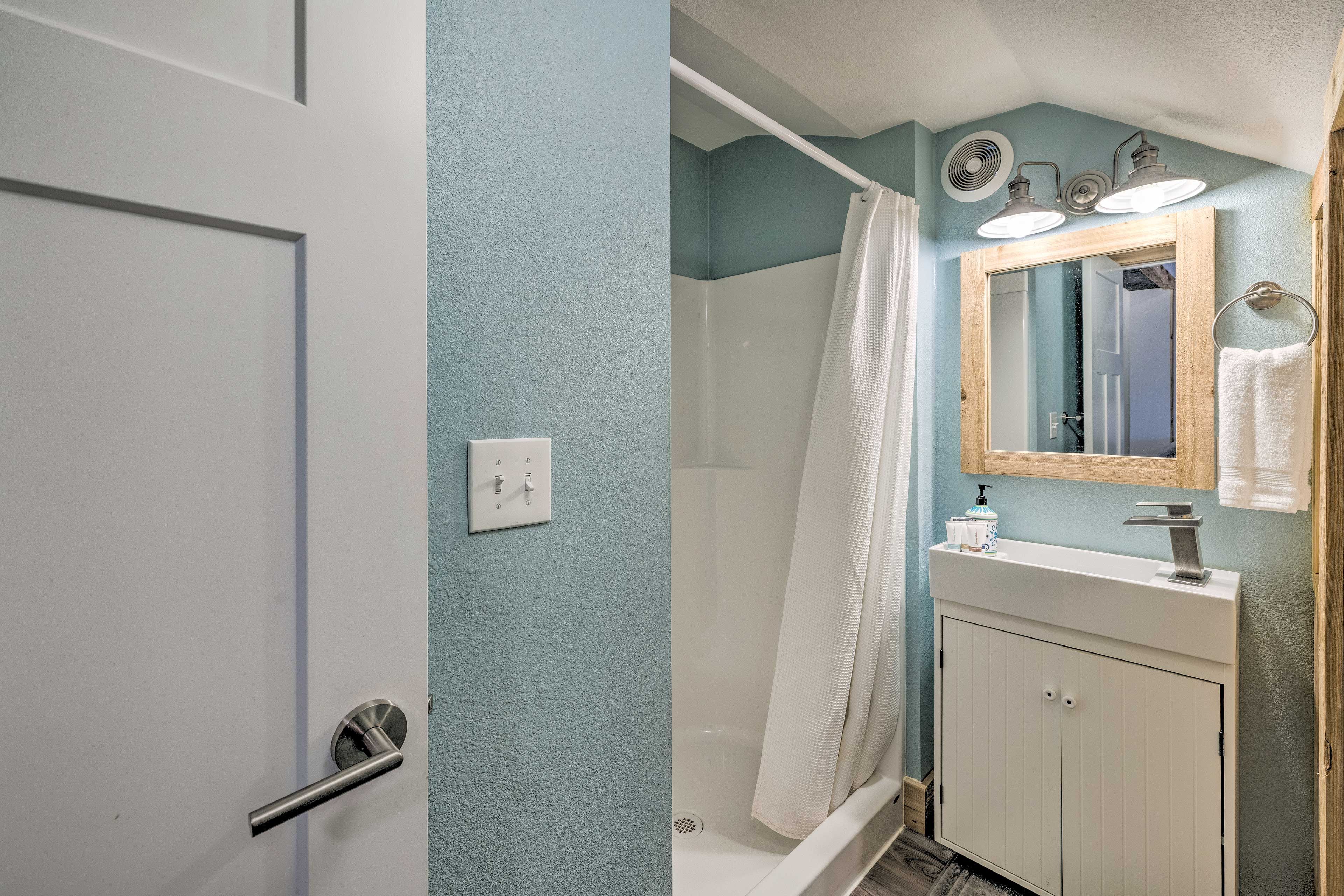Bathroom | Walk-In Shower