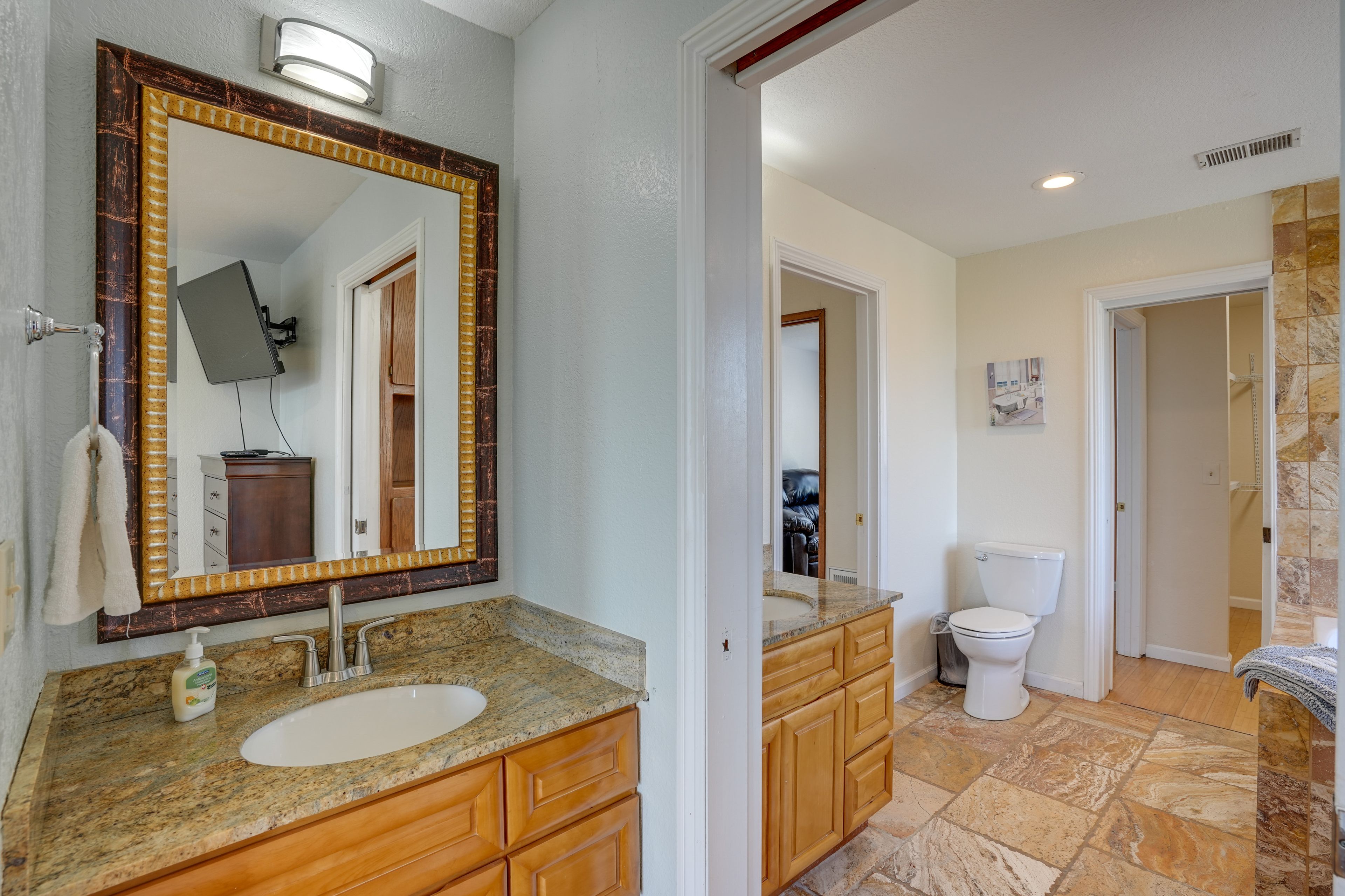 Full Bathroom | Linens & Towels | Bathtub | Walk-In Closet