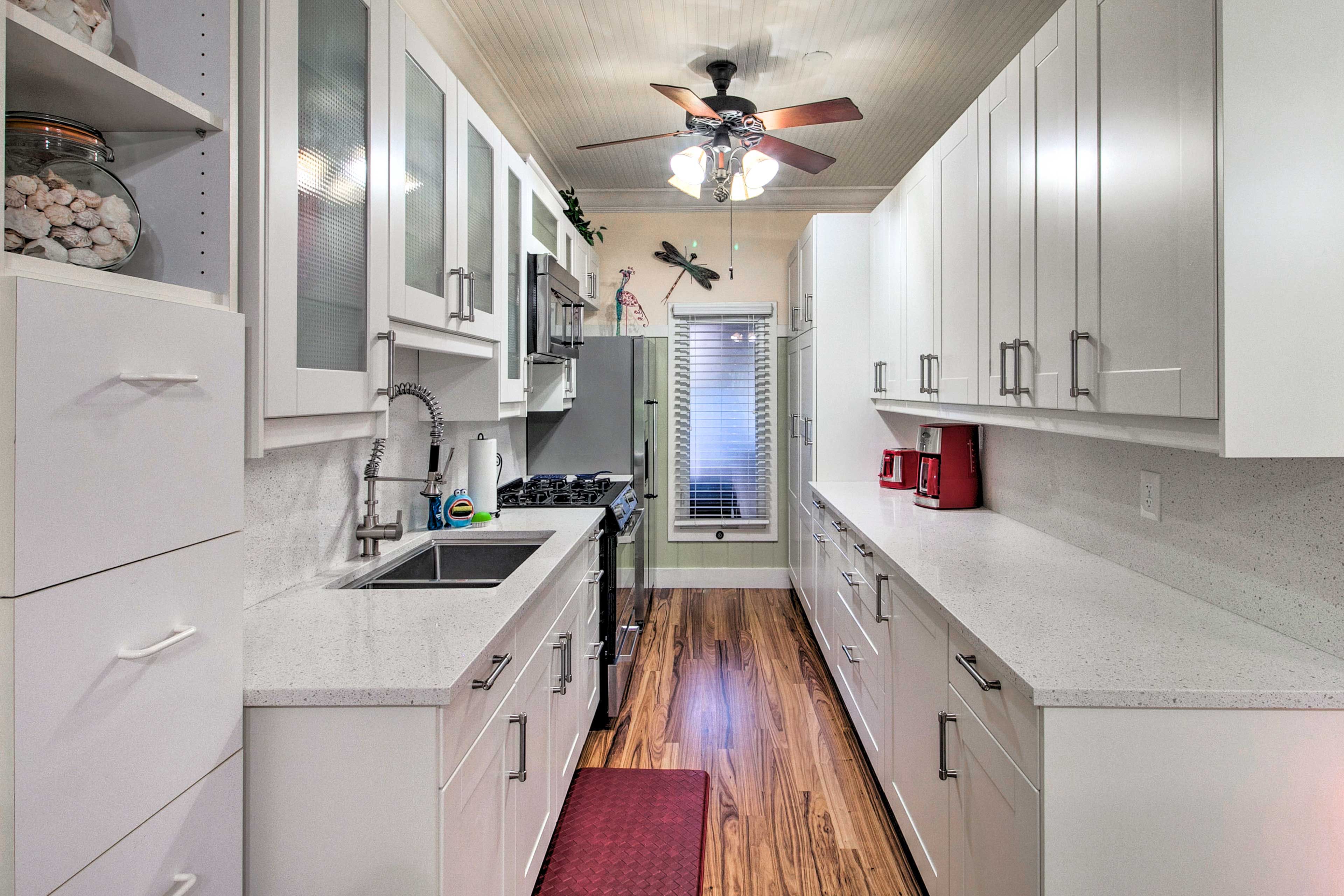 Whip up your favorite recipes in this well-equipped kitchen!