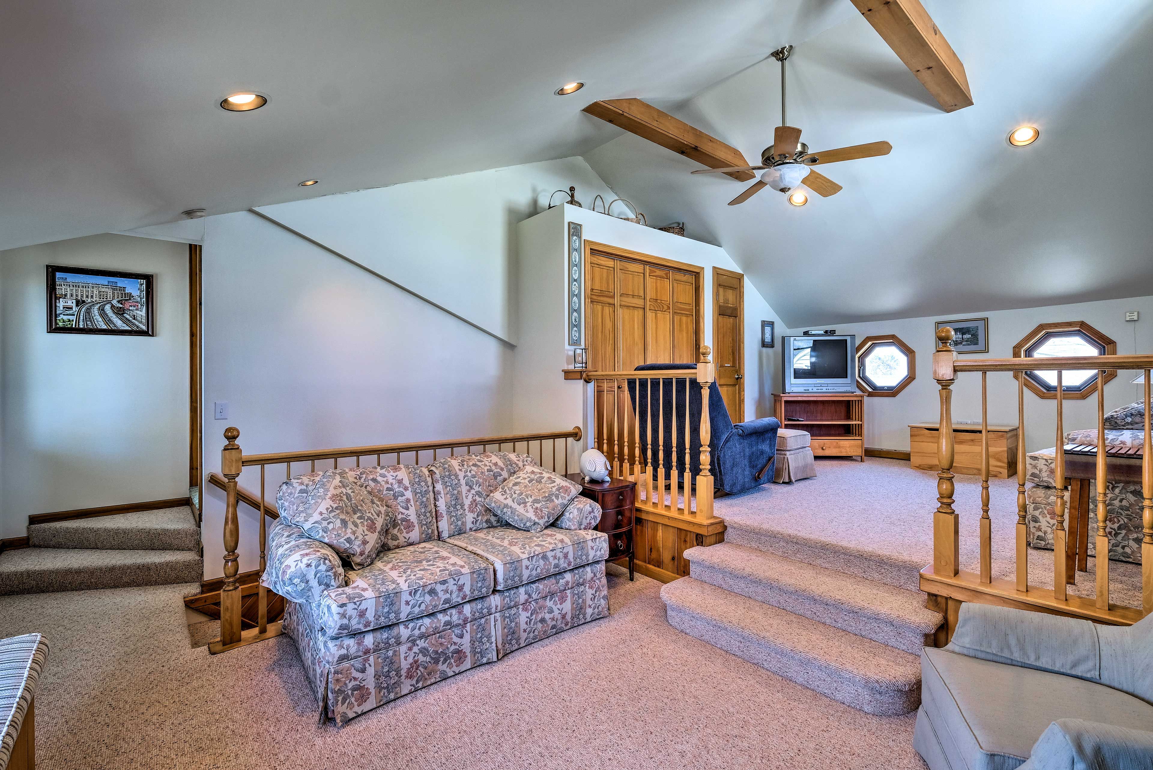 Loft | Sleeper Sofa