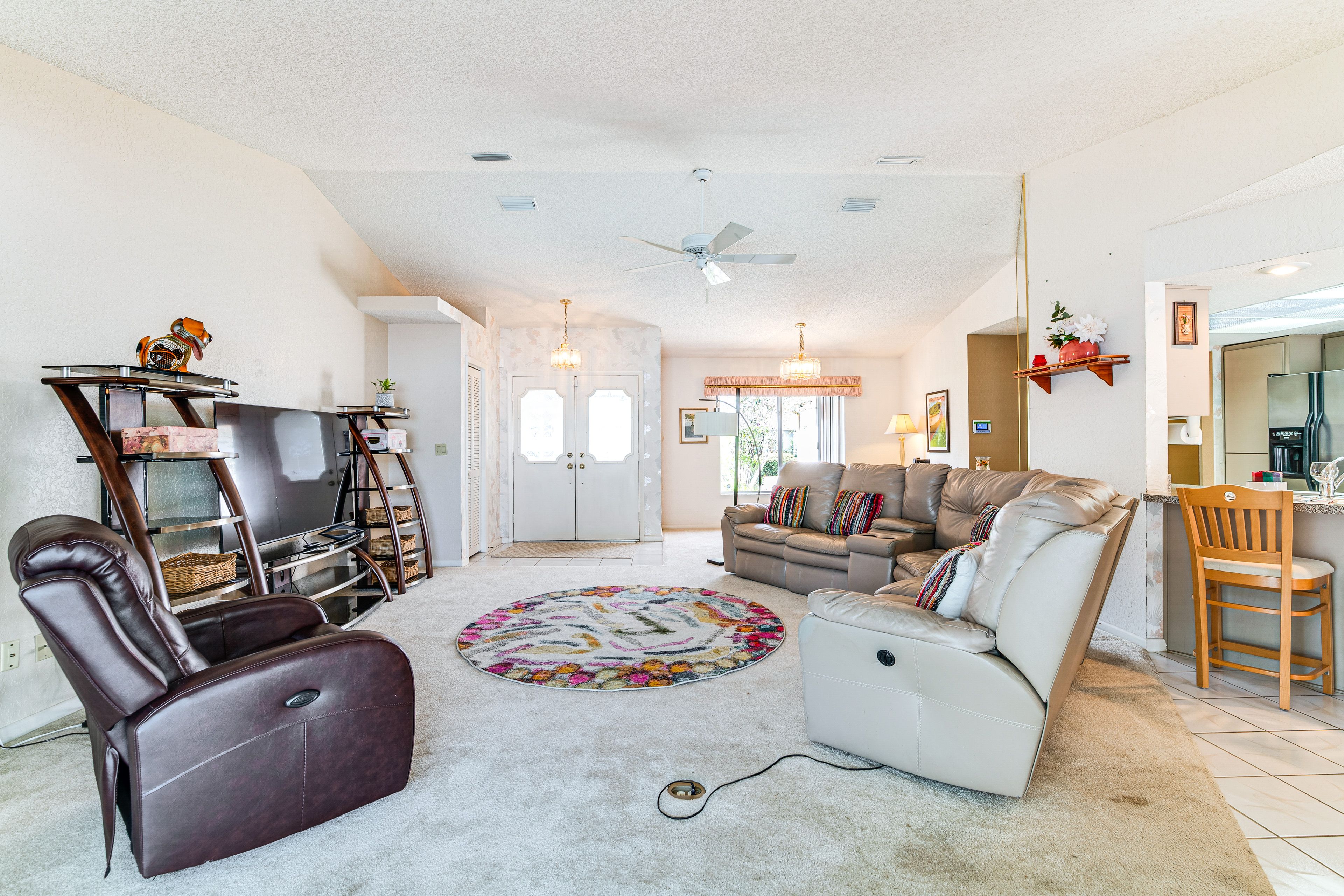 Living Room | Central A/C | Free WiFi