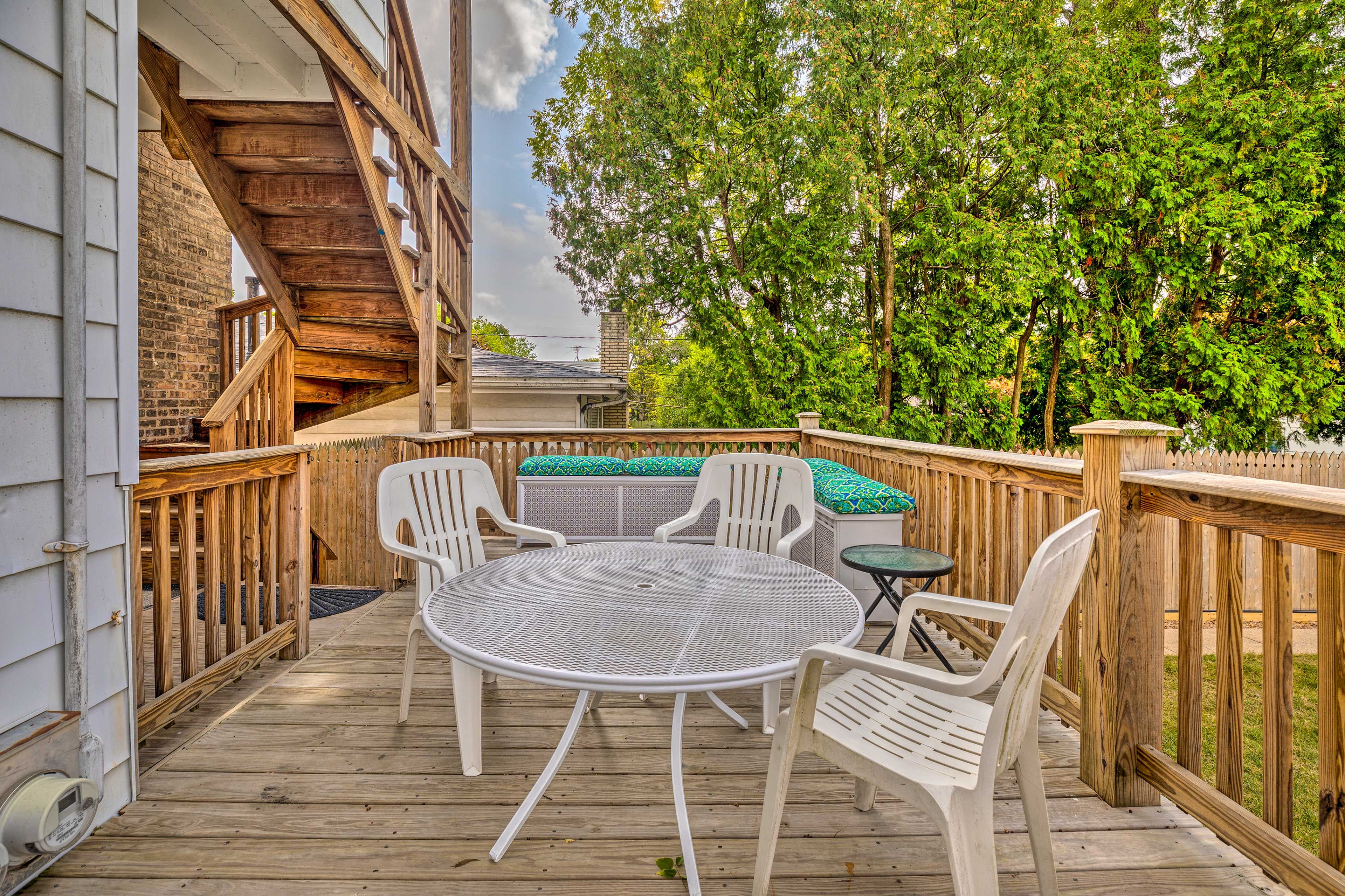 Shared Deck
