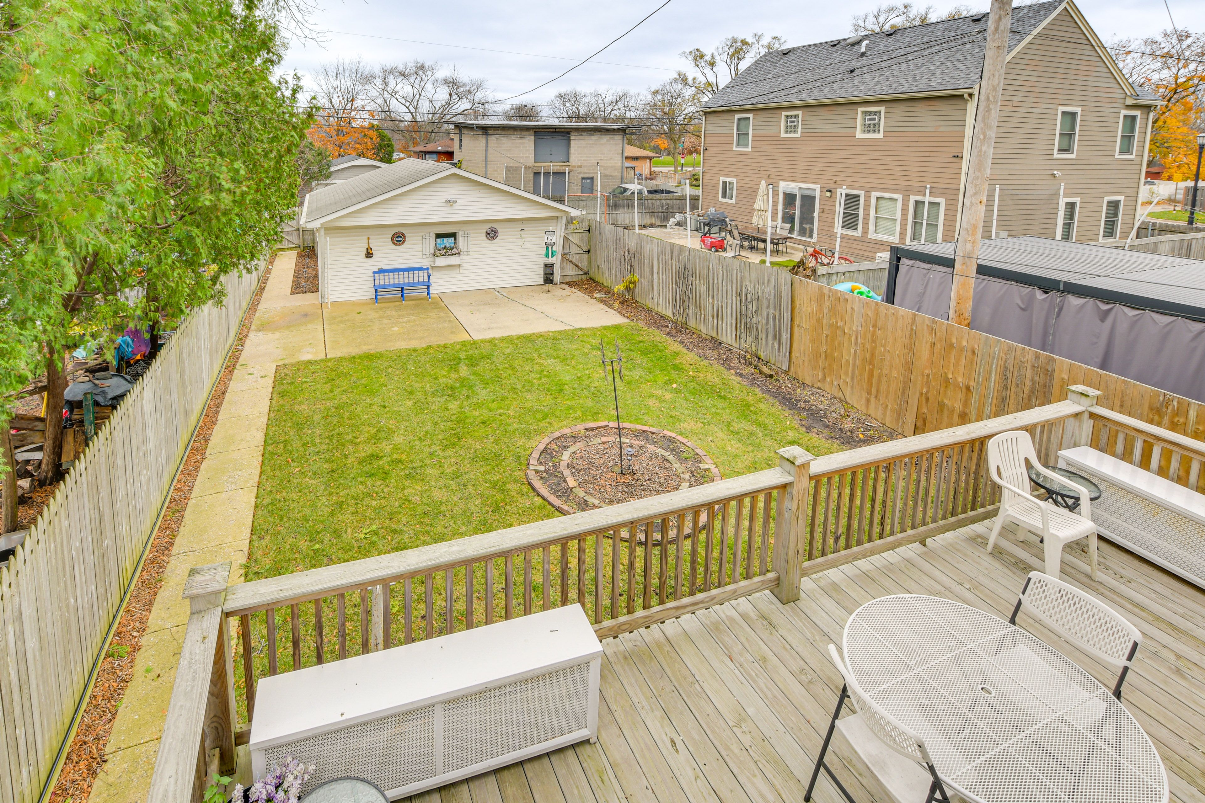 Shared Deck
