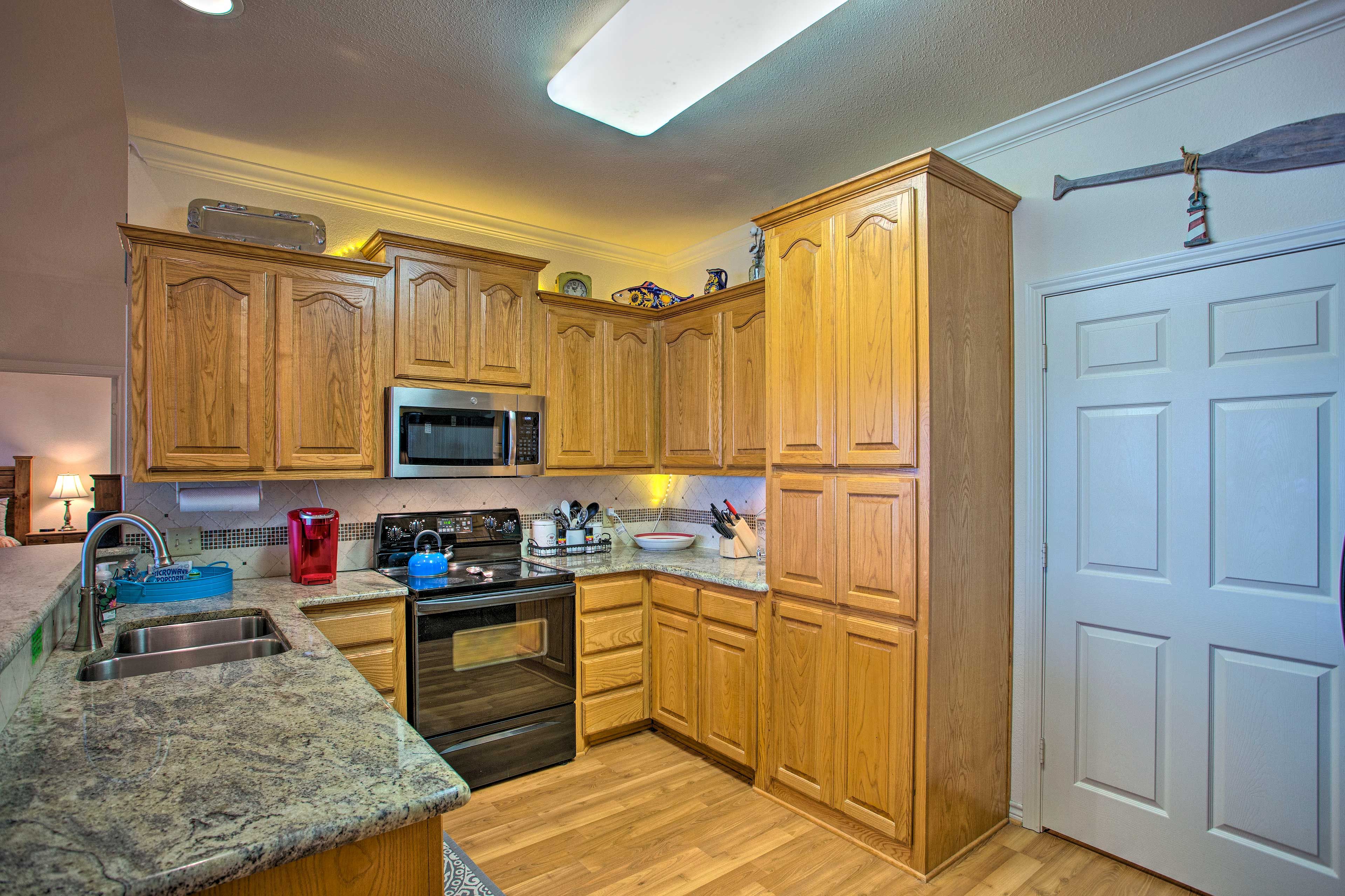 Fully Equipped Kitchen | Cooking Basics | Keurig Coffee Maker