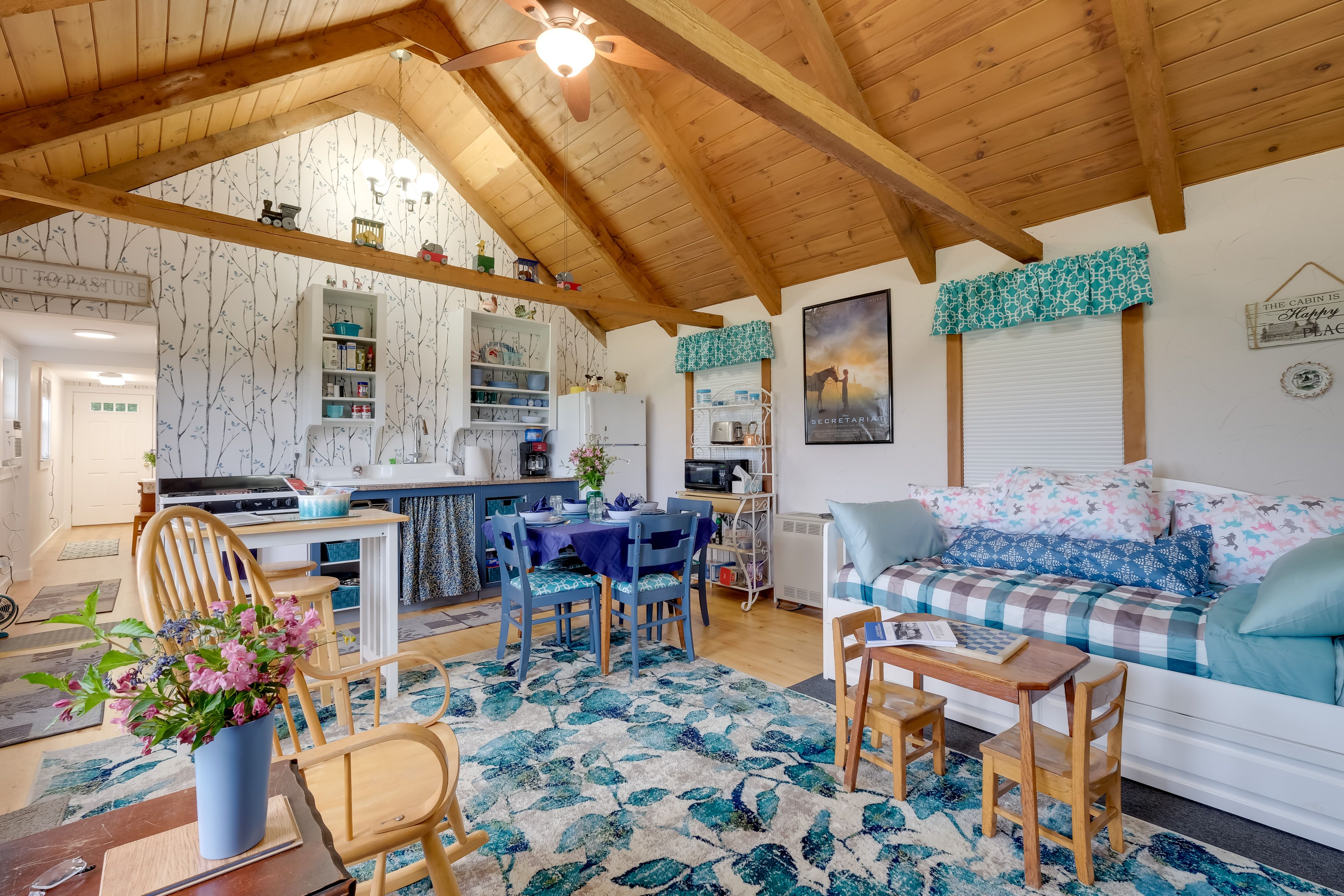 Cottage Interior | Air Conditioning/Heating | Step-Free Access