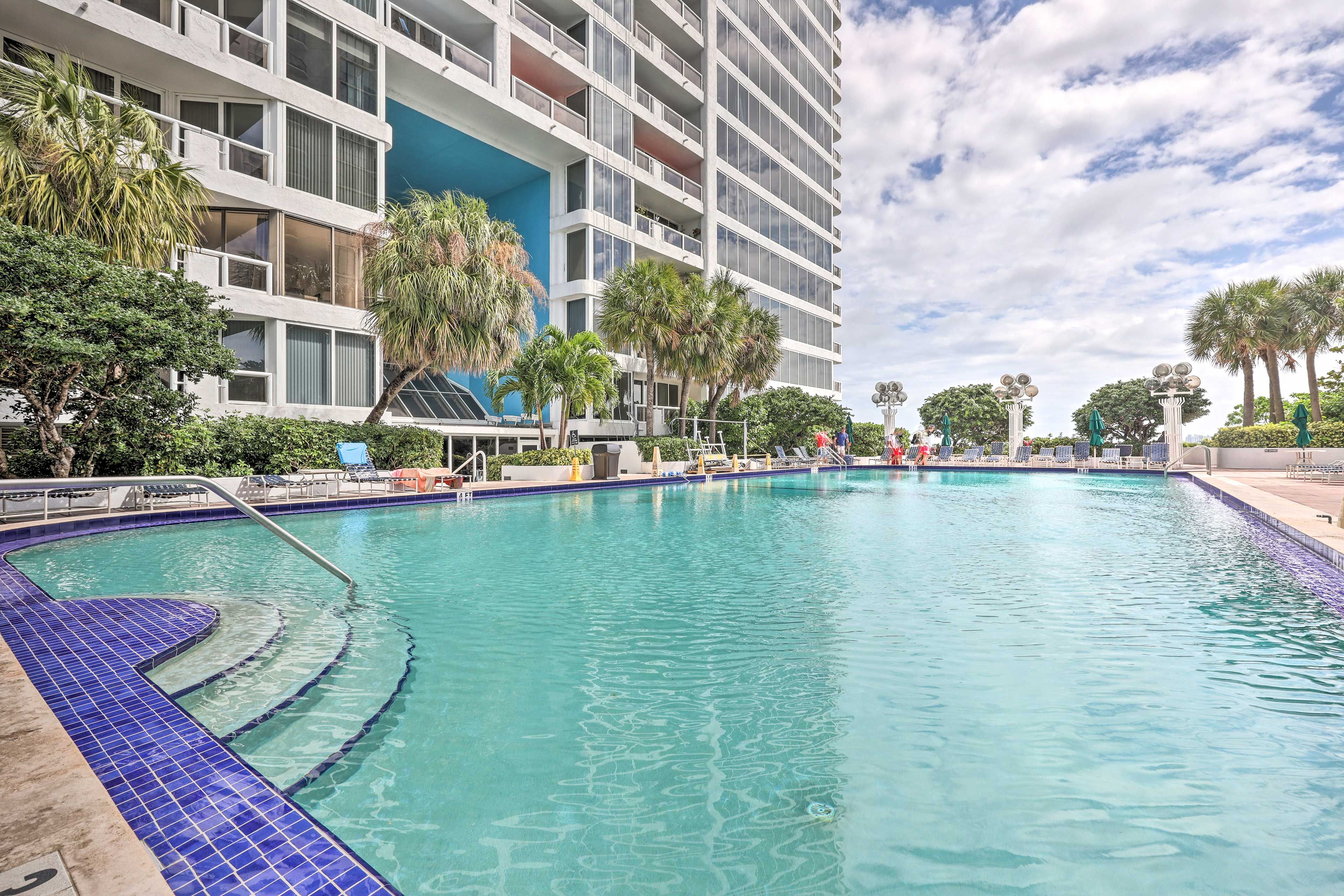 Miami Vacation Rental | 3BR | 2BA | 1,750 Sq Ft | Step-Free Access