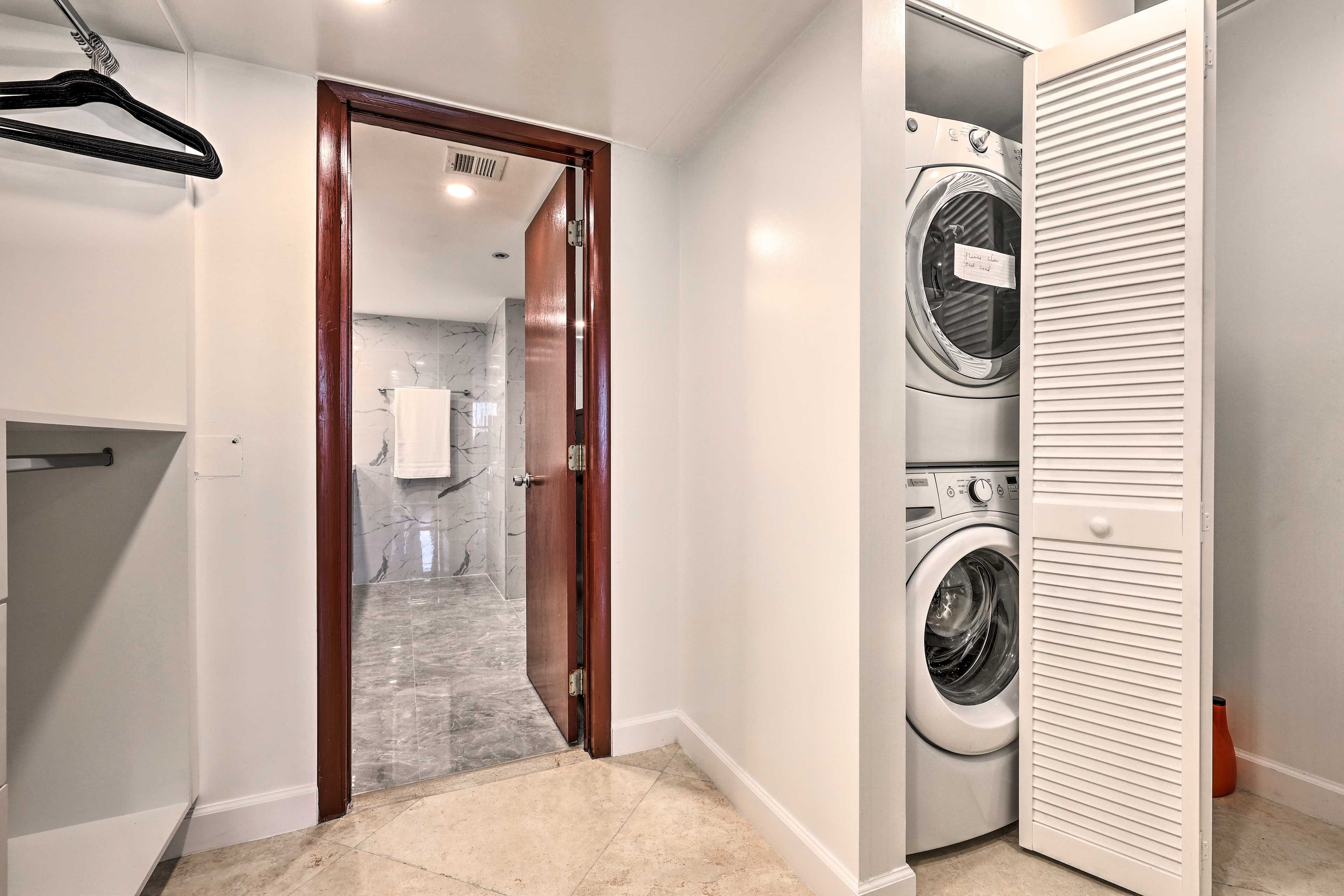 In-Unit Laundry | Washer & Dryer