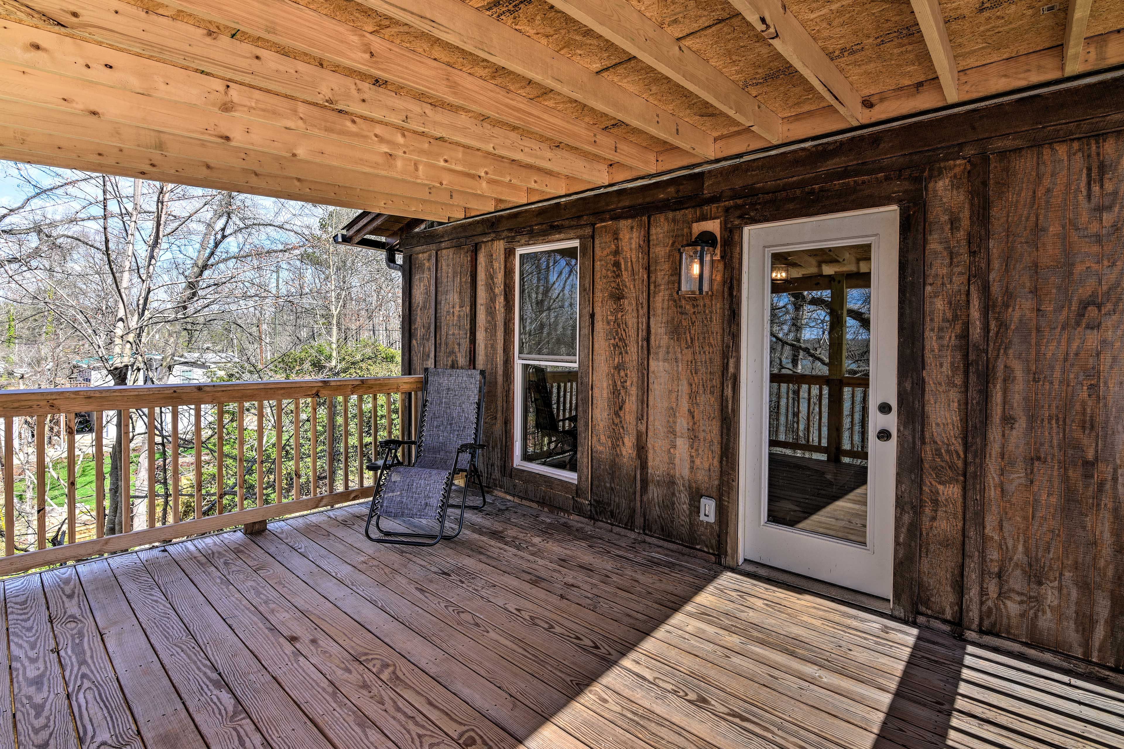 House Exterior | Additional Deck