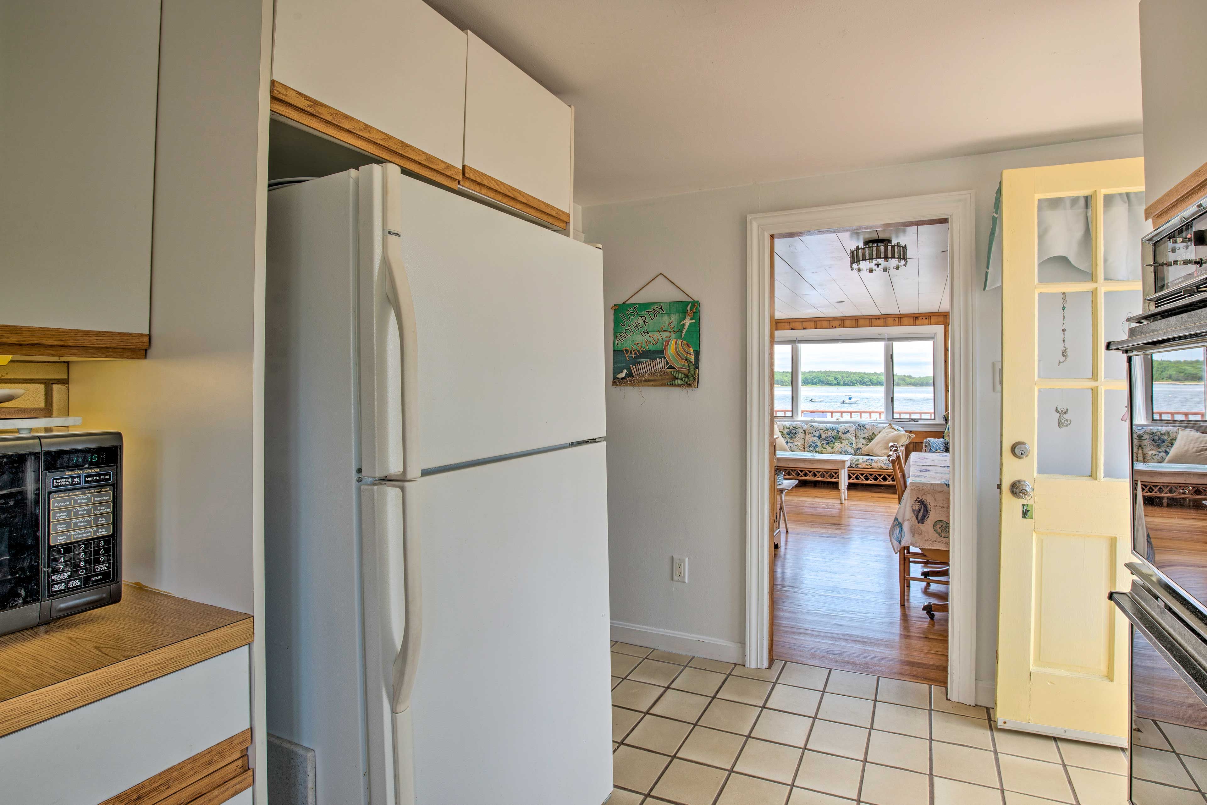 Well-Equipped Kitchen