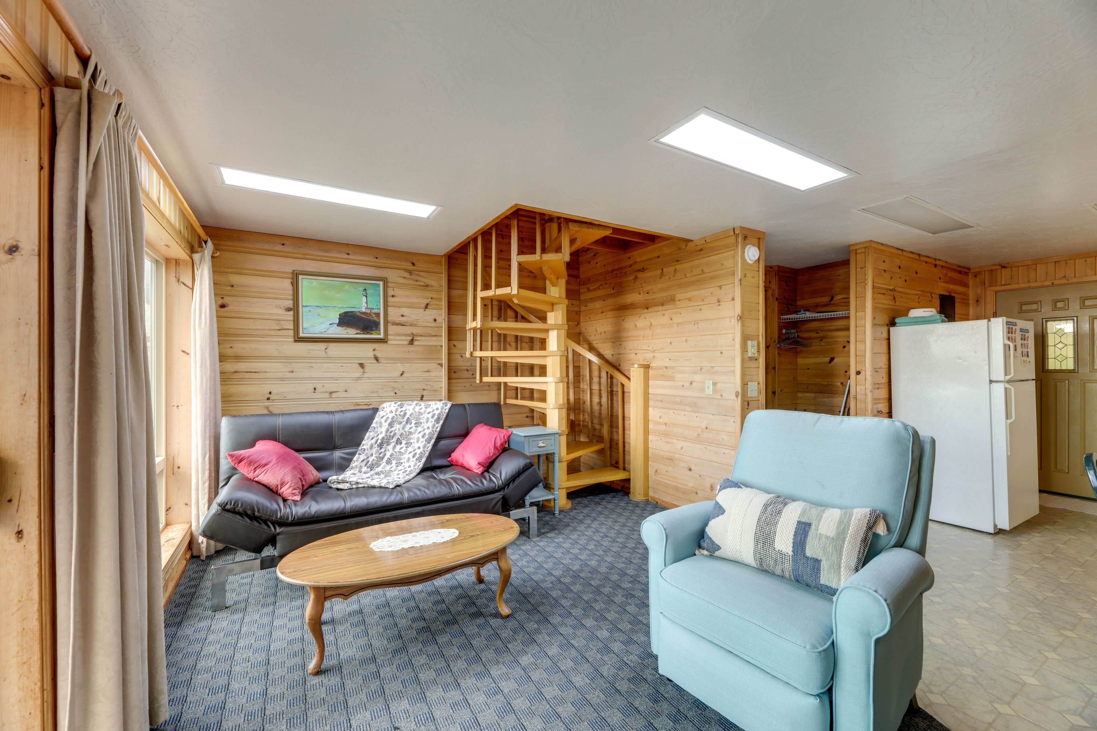 Living Room | Free WiFi | Electric Heating